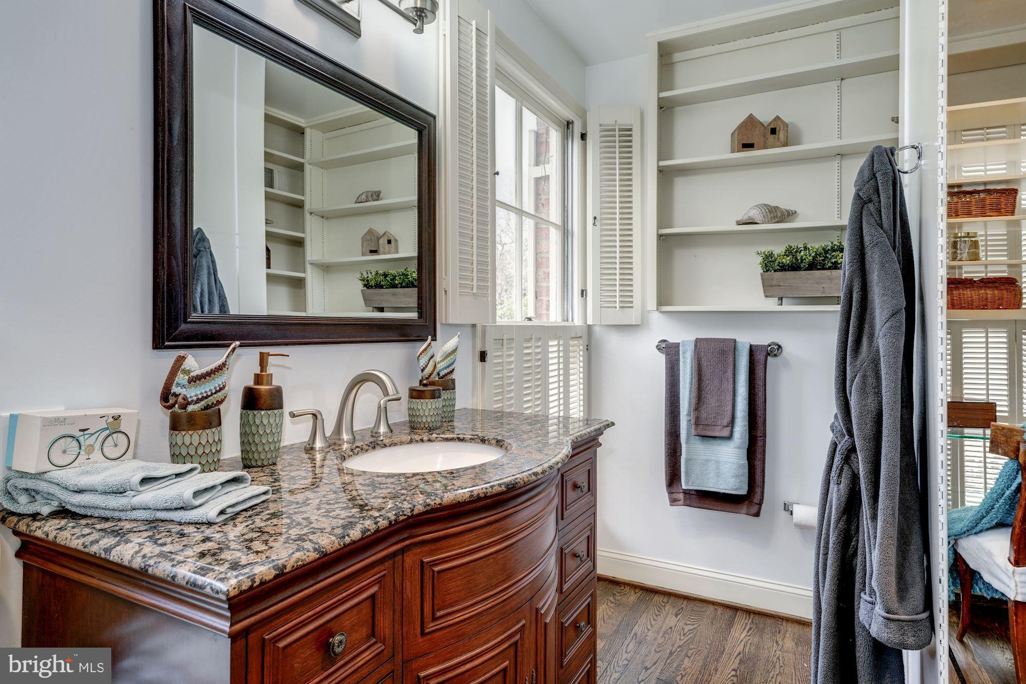 BERKLEY - Residential