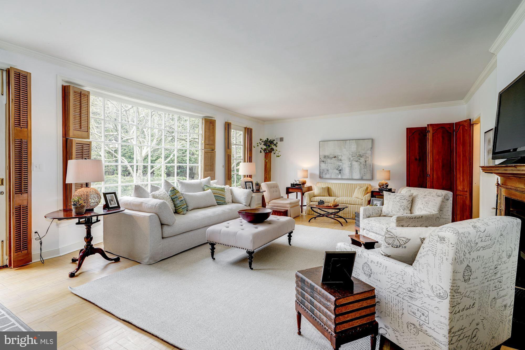 BERKLEY - Residential