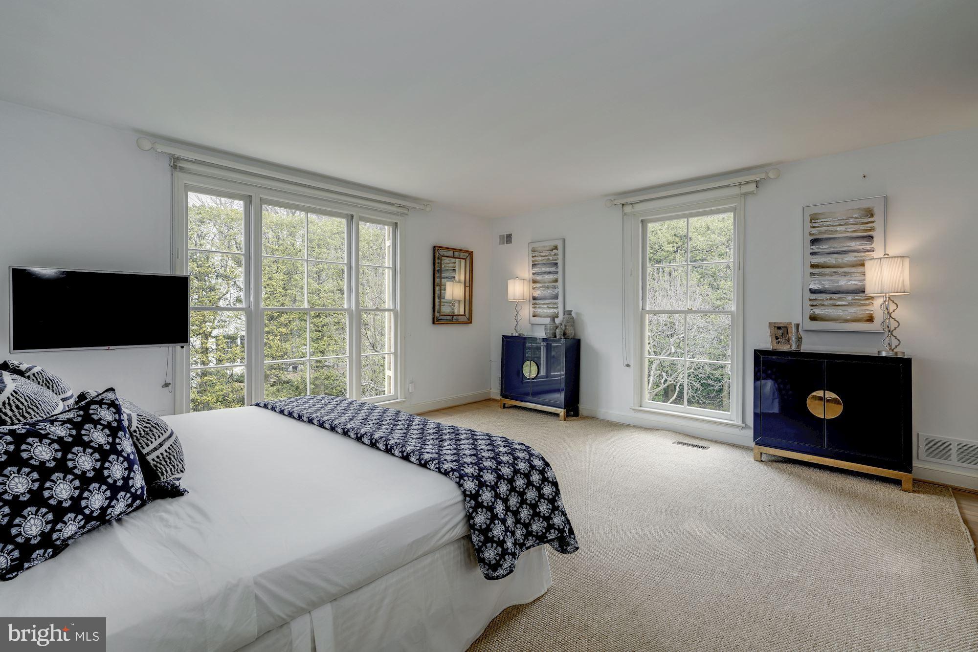 BERKLEY - Residential