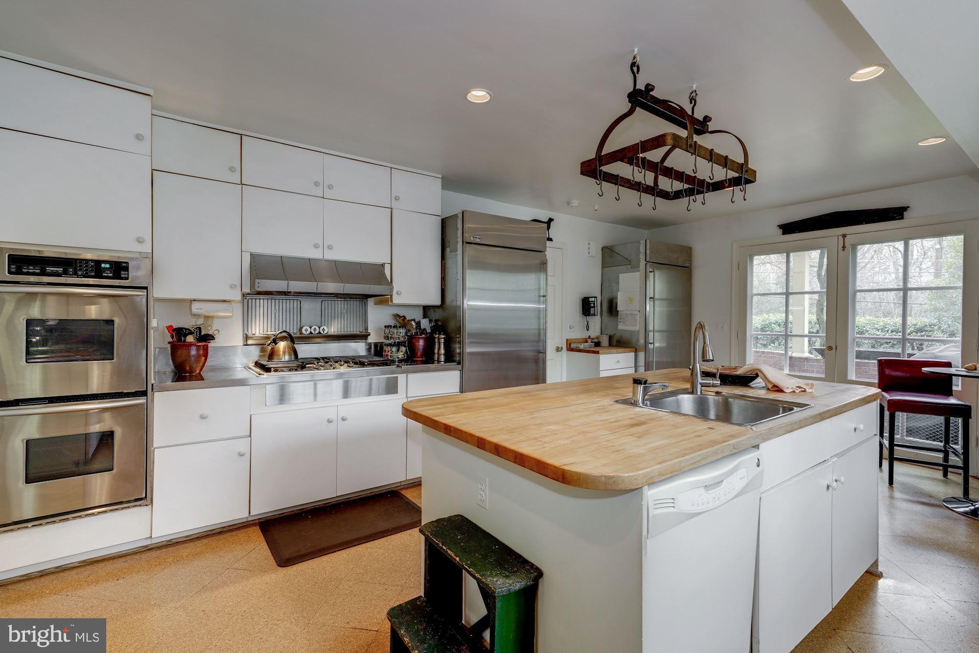 BERKLEY - Residential