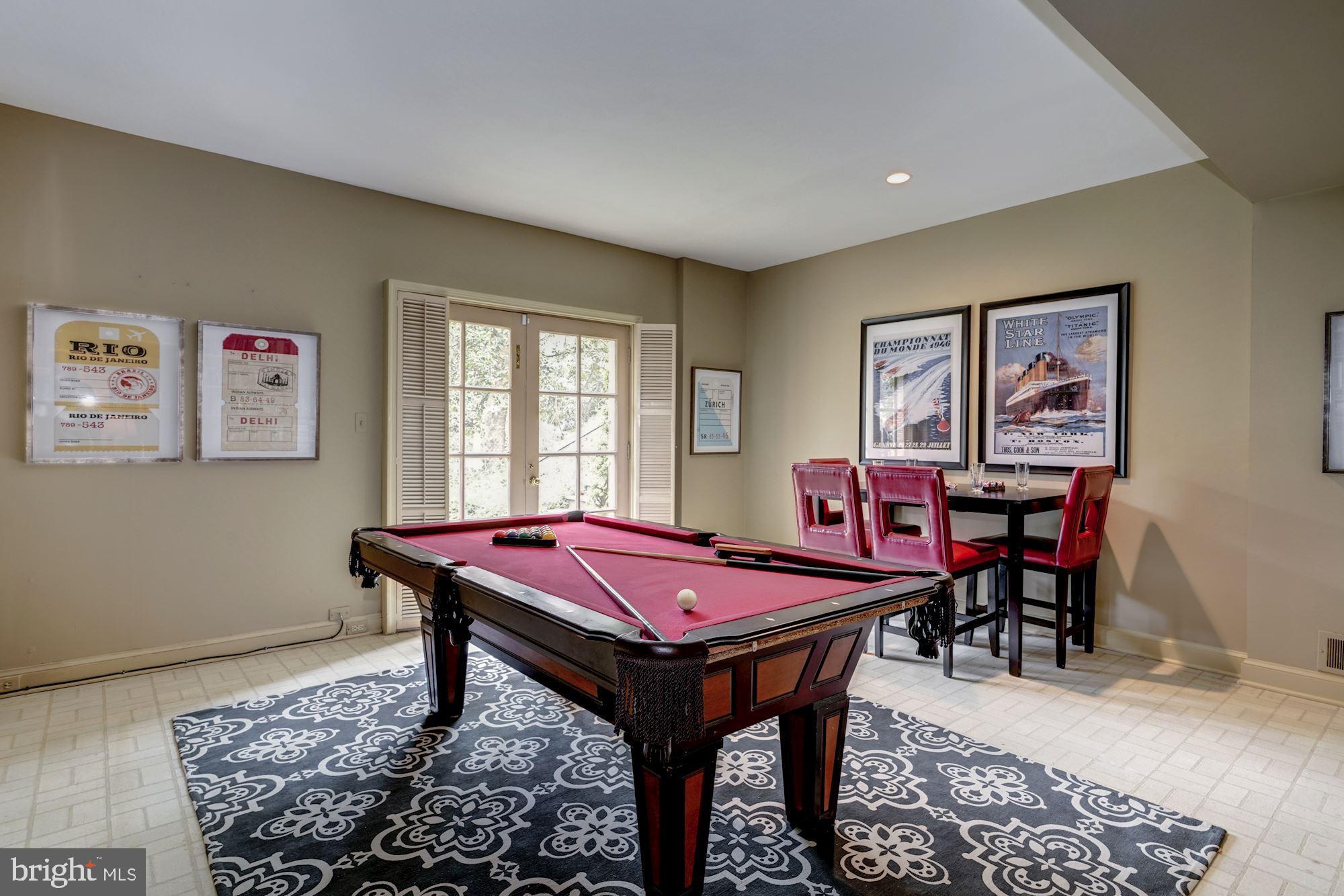 BERKLEY - Residential