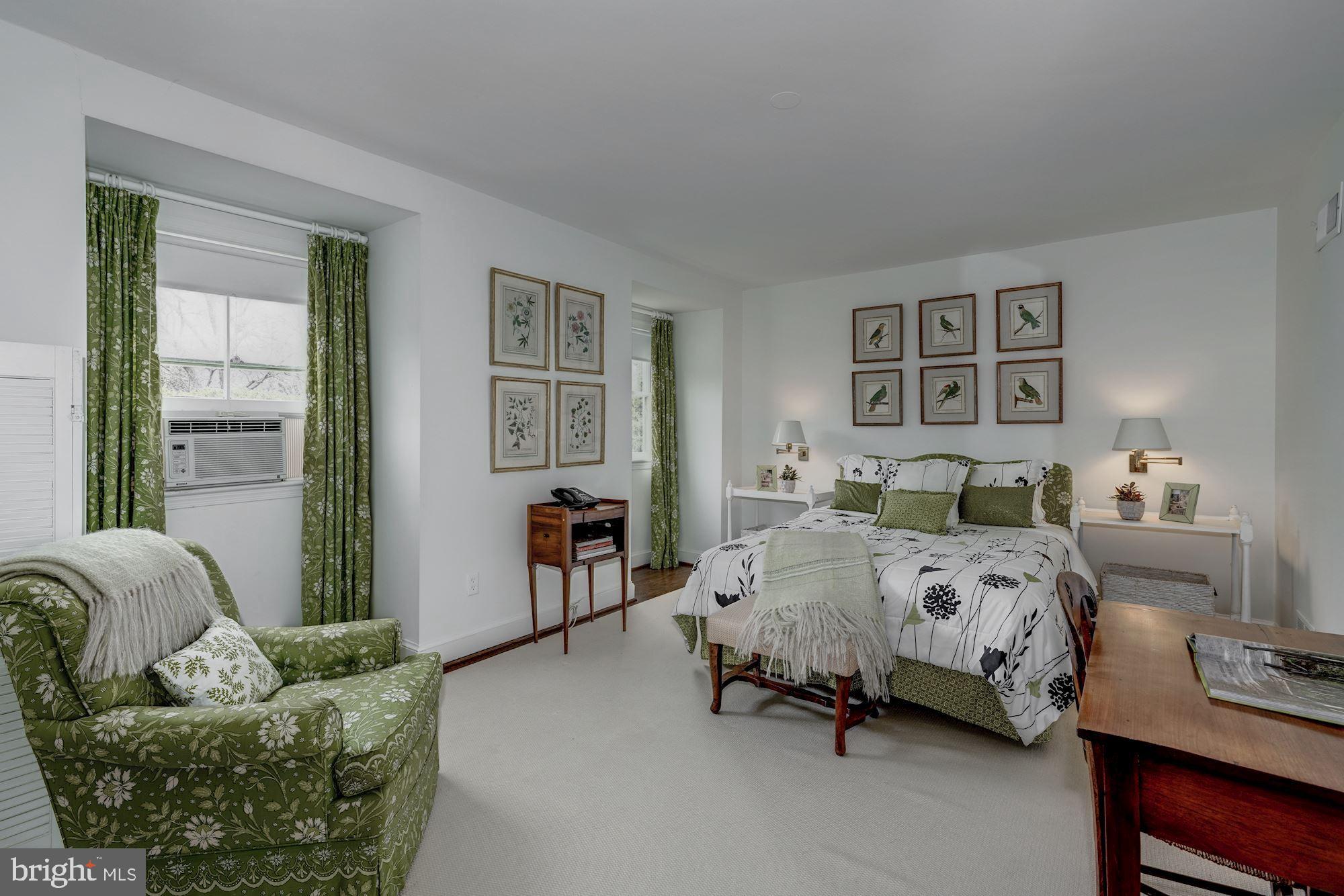 BERKLEY - Residential