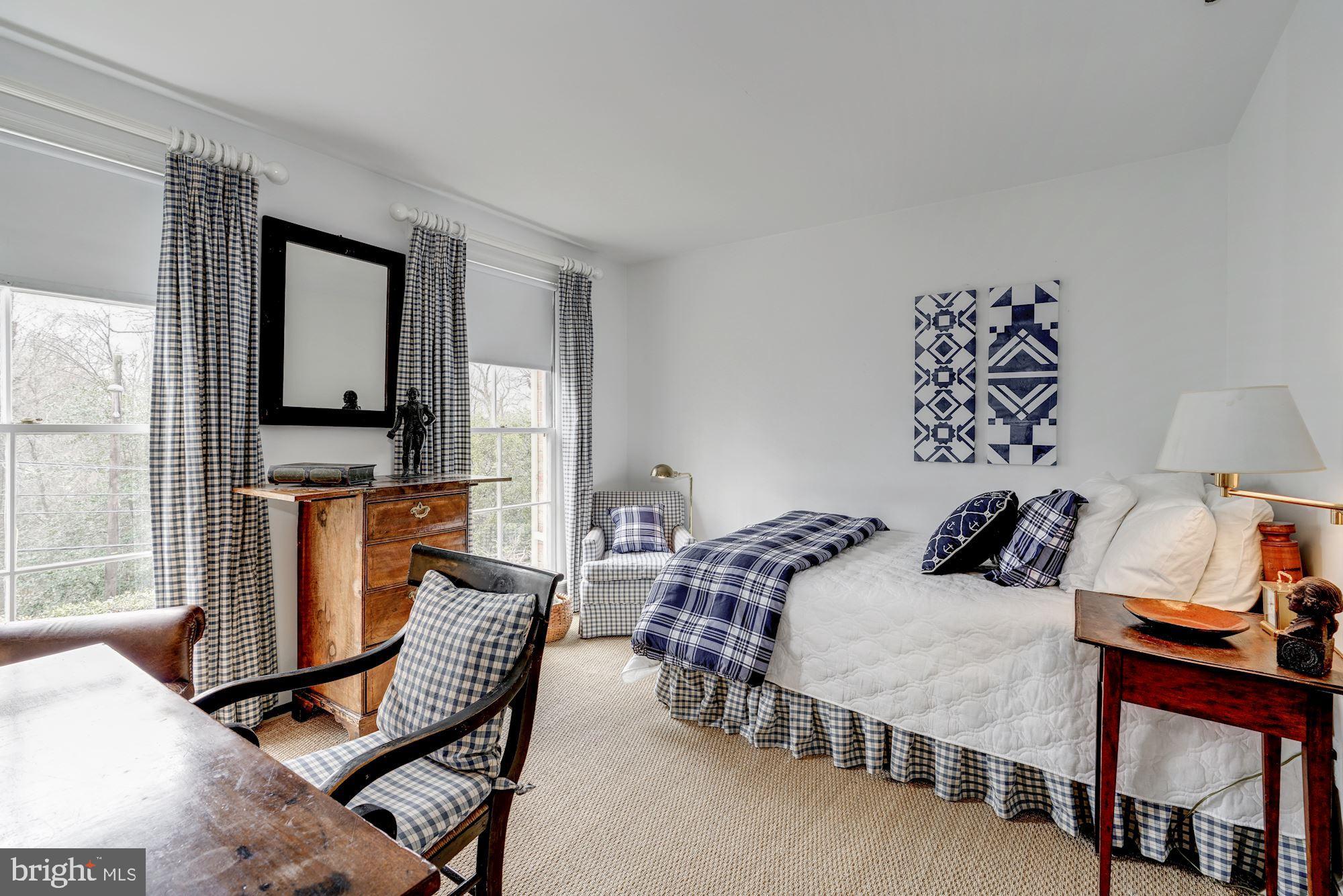 BERKLEY - Residential