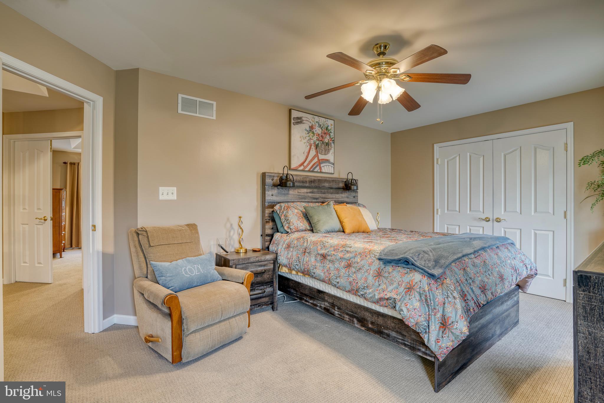 NORTH BROOK - Residential