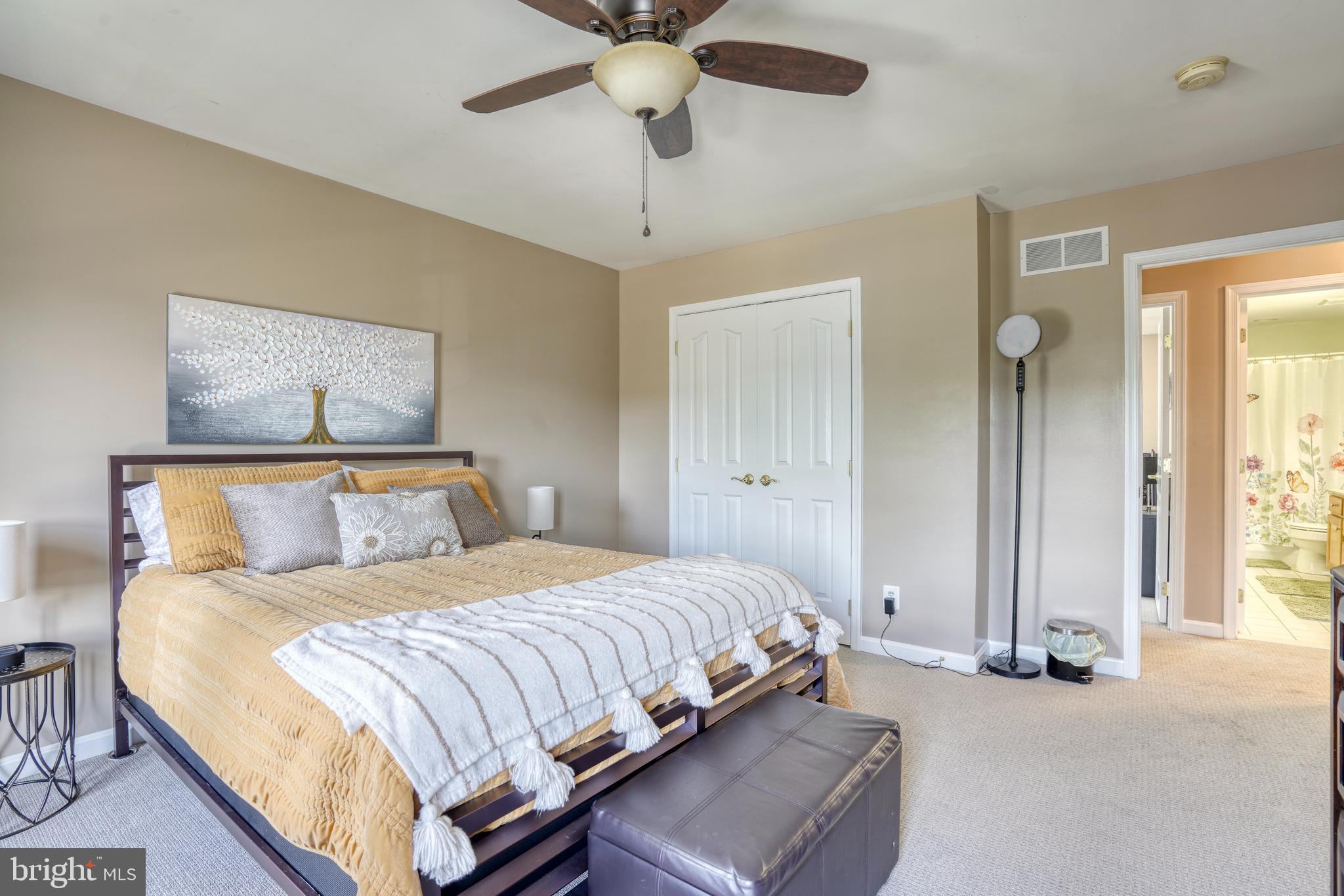 NORTH BROOK - Residential