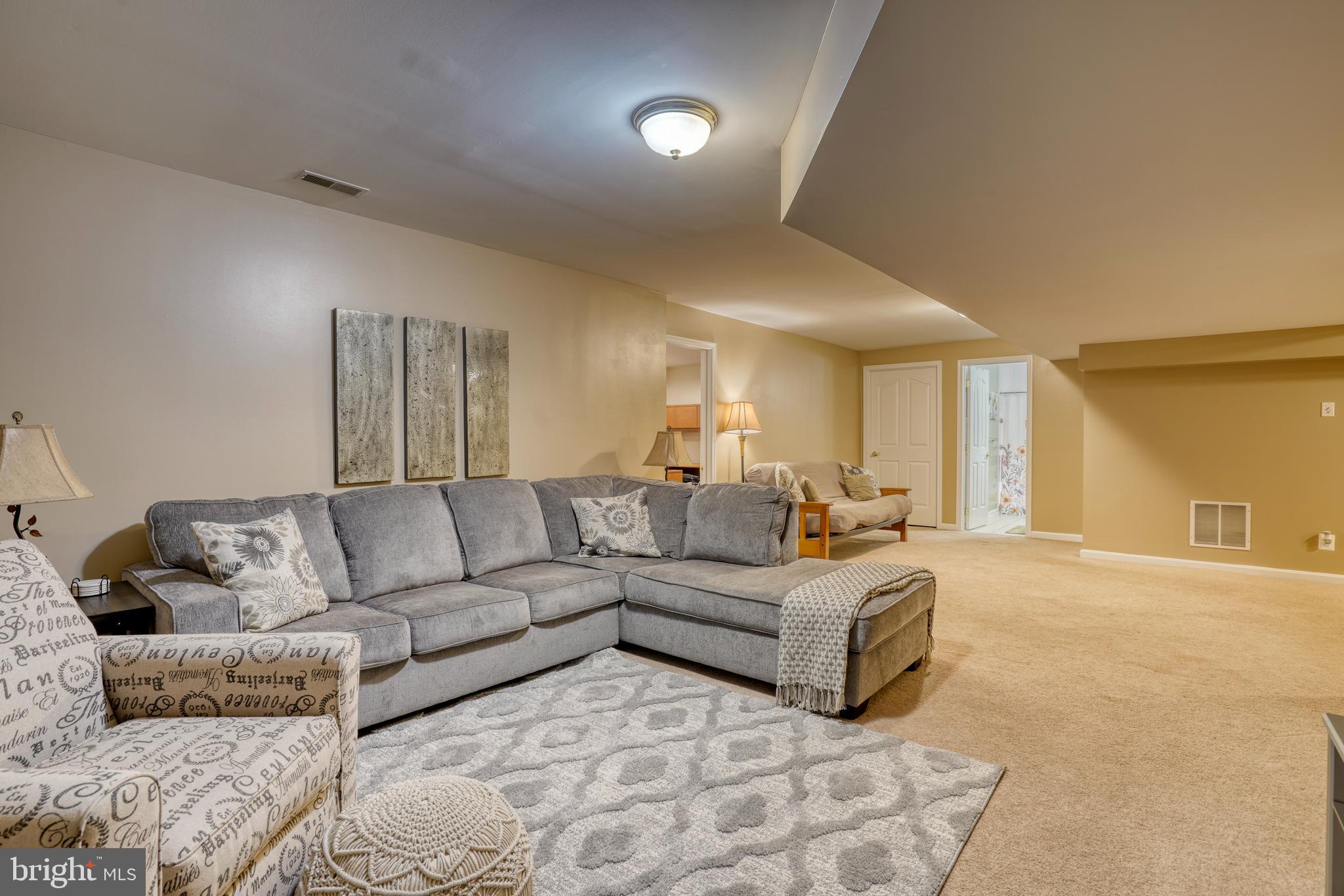 NORTH BROOK - Residential