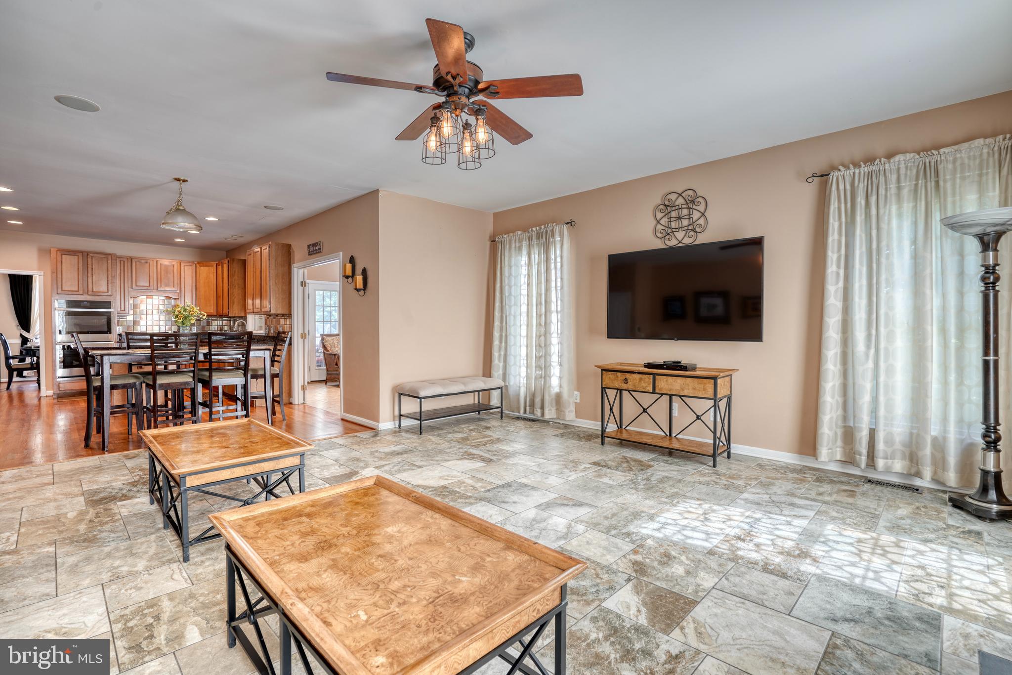 NORTH BROOK - Residential