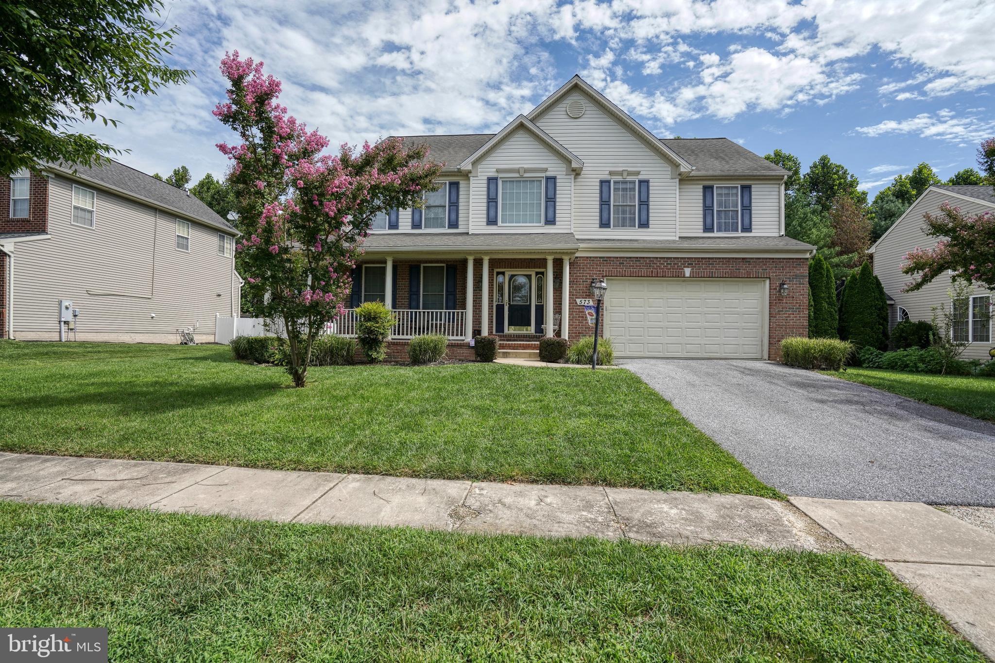 NORTH BROOK - Residential