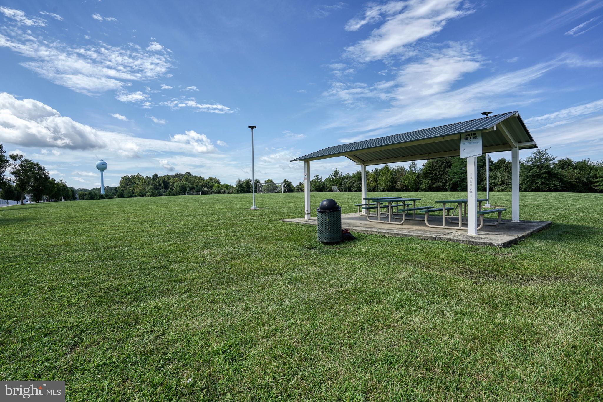 NORTH BROOK - Residential