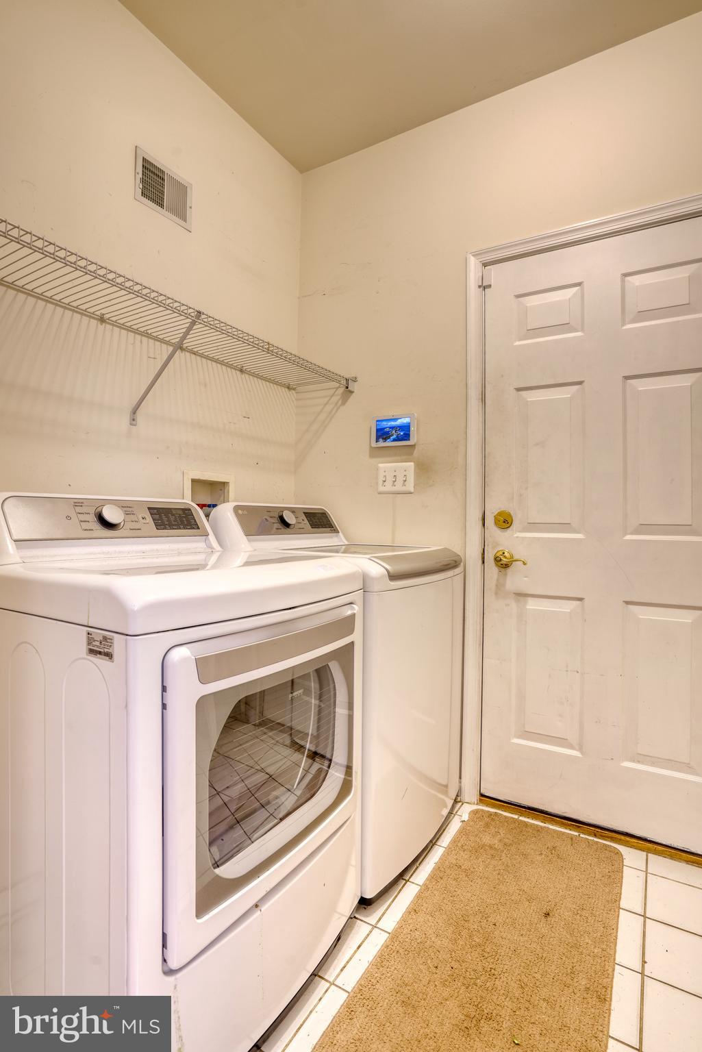 NORTH BROOK - Residential