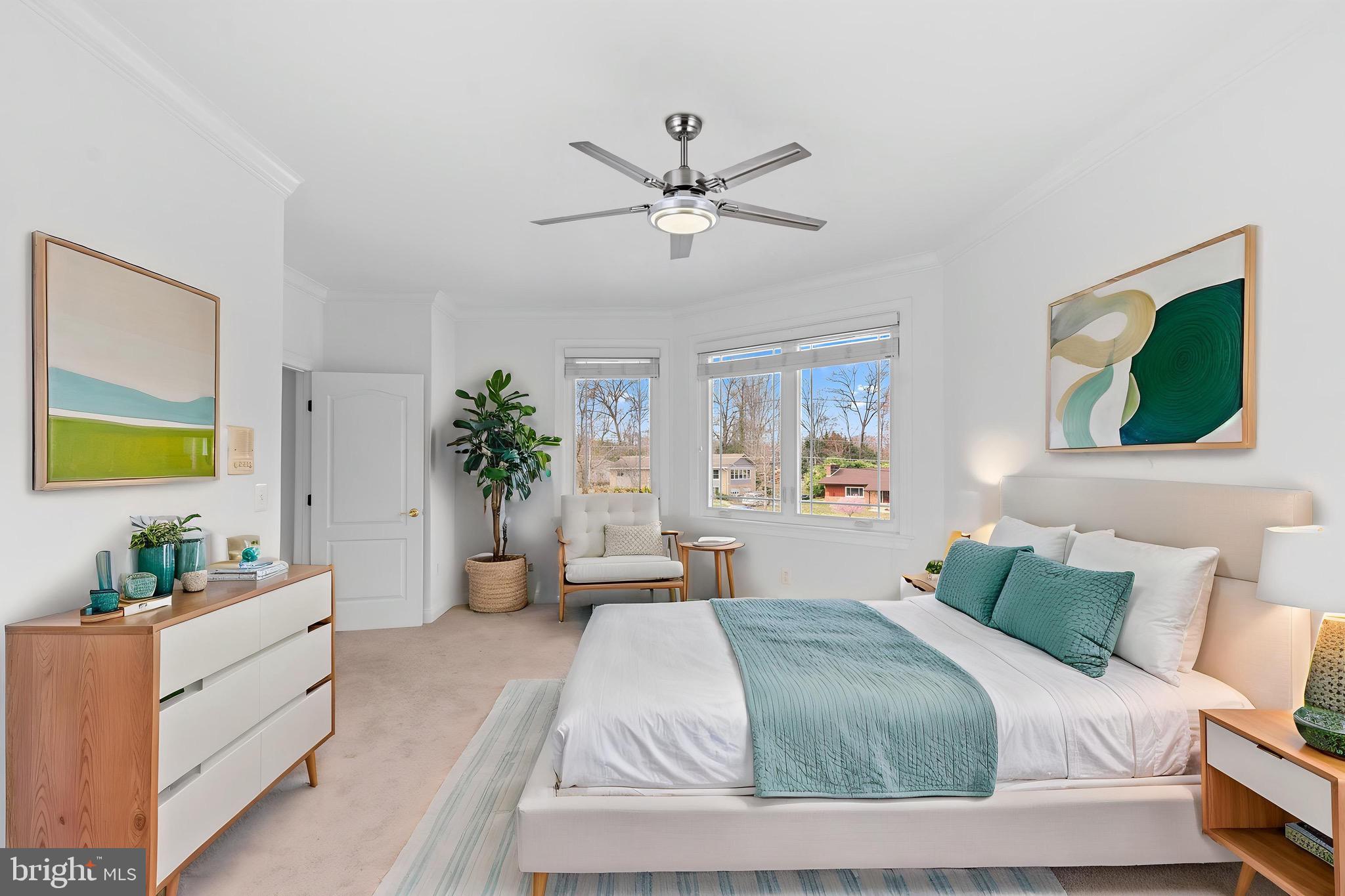 SWAN LAKE - Residential