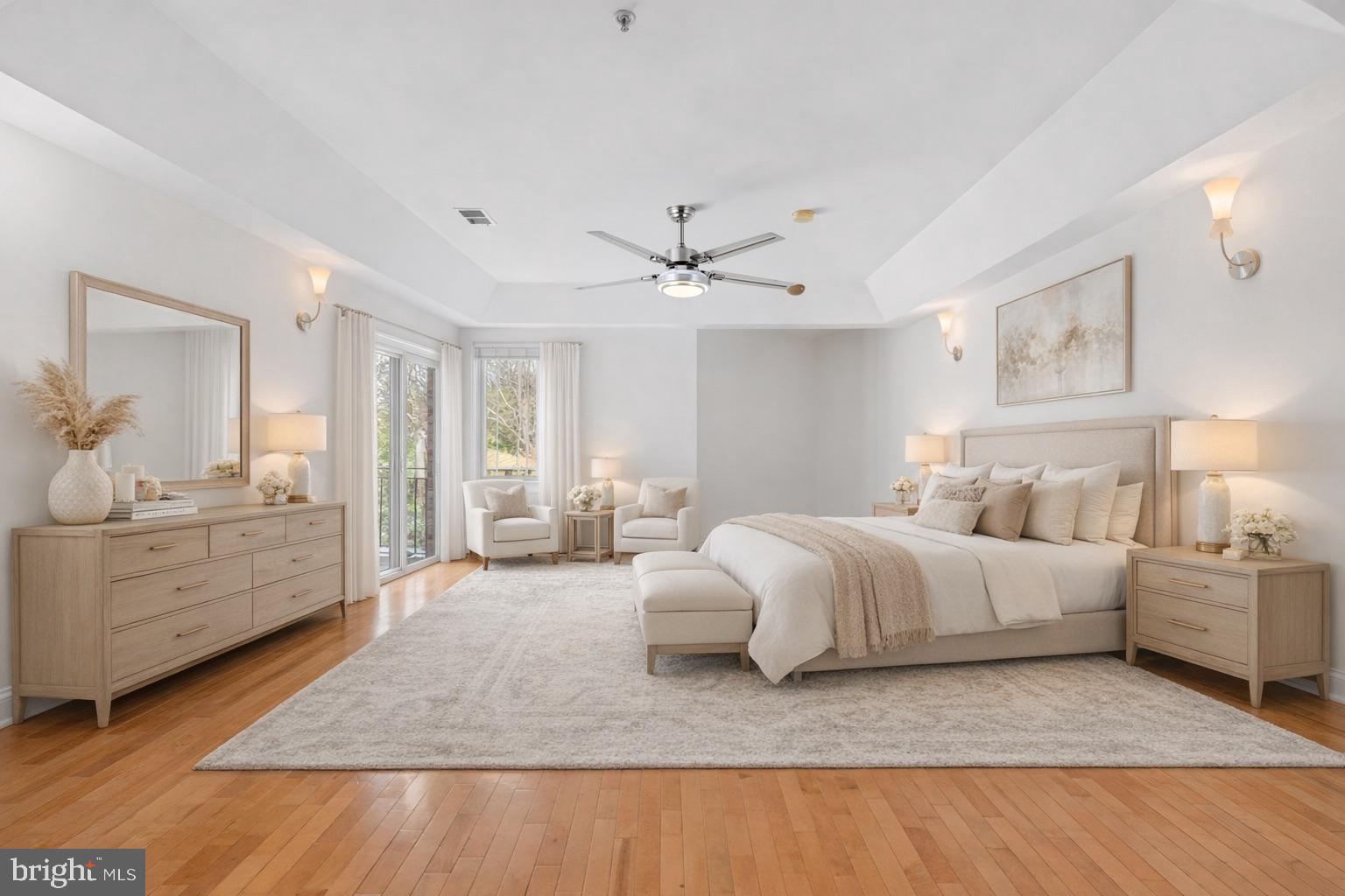 SWAN LAKE - Residential