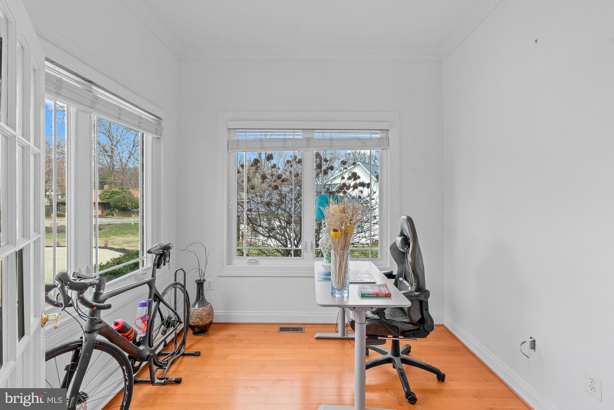 SWAN LAKE - Residential