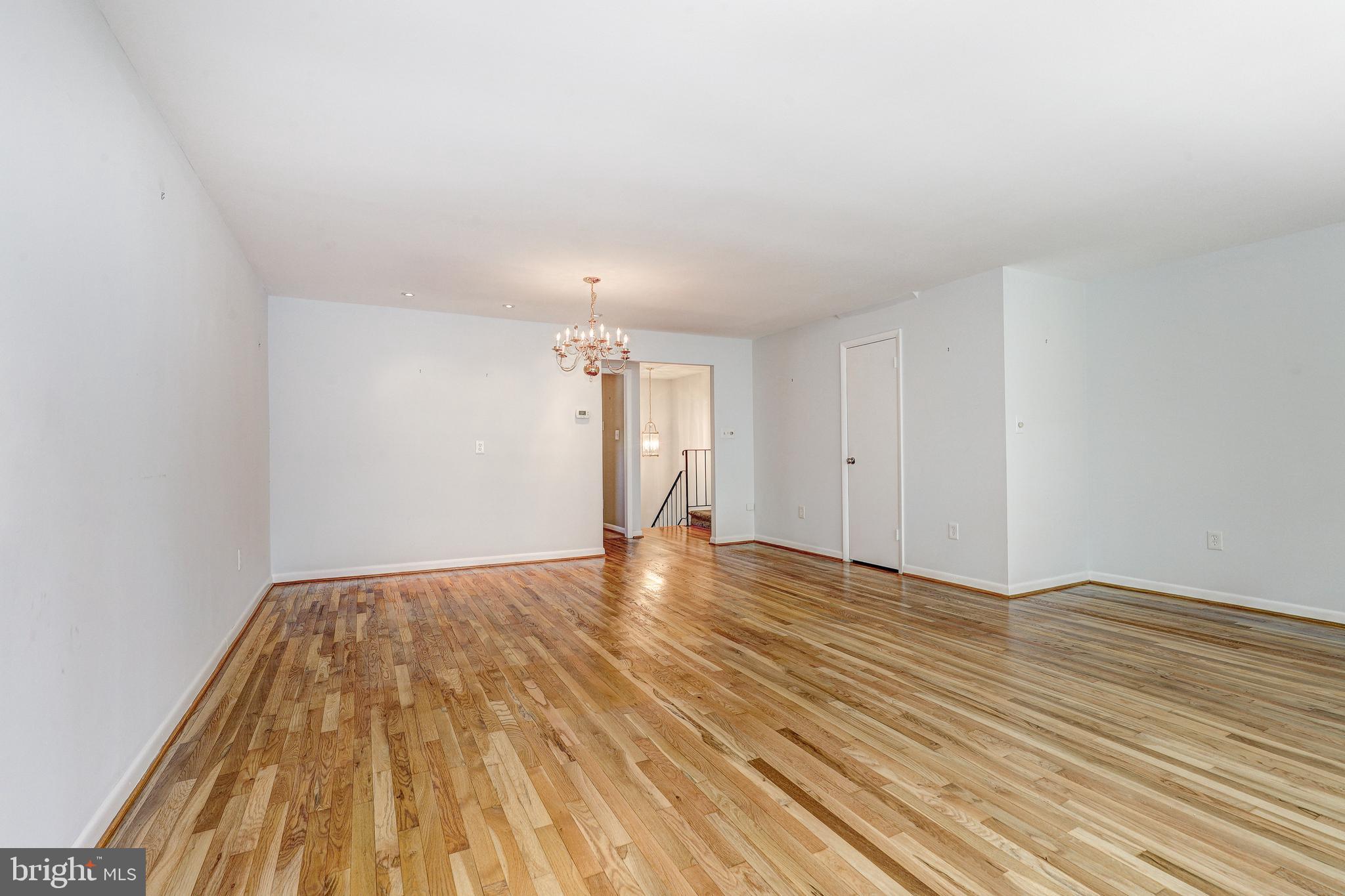 DULANEY TOWERS - Residential