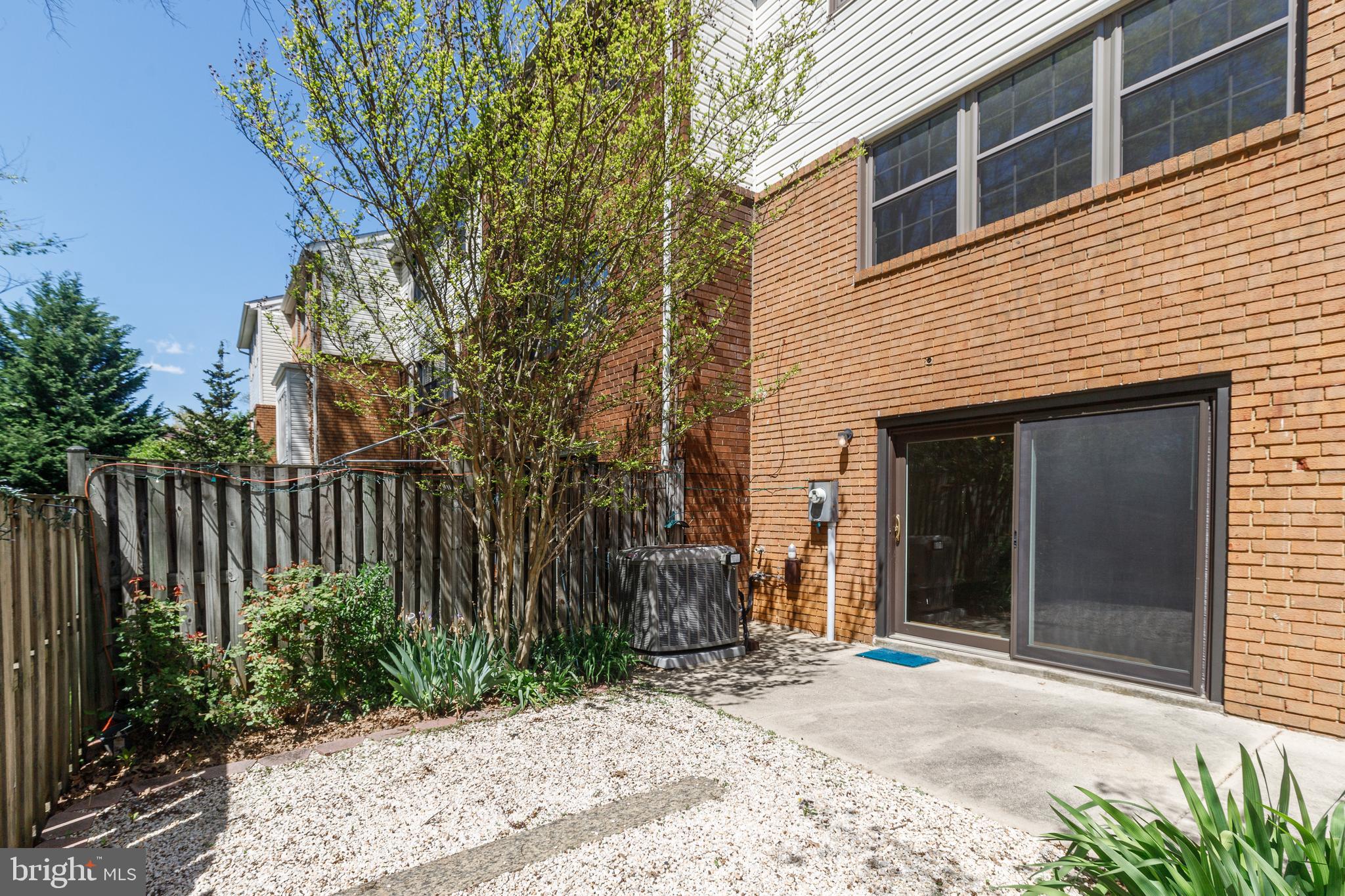 DULANEY TOWERS - Residential