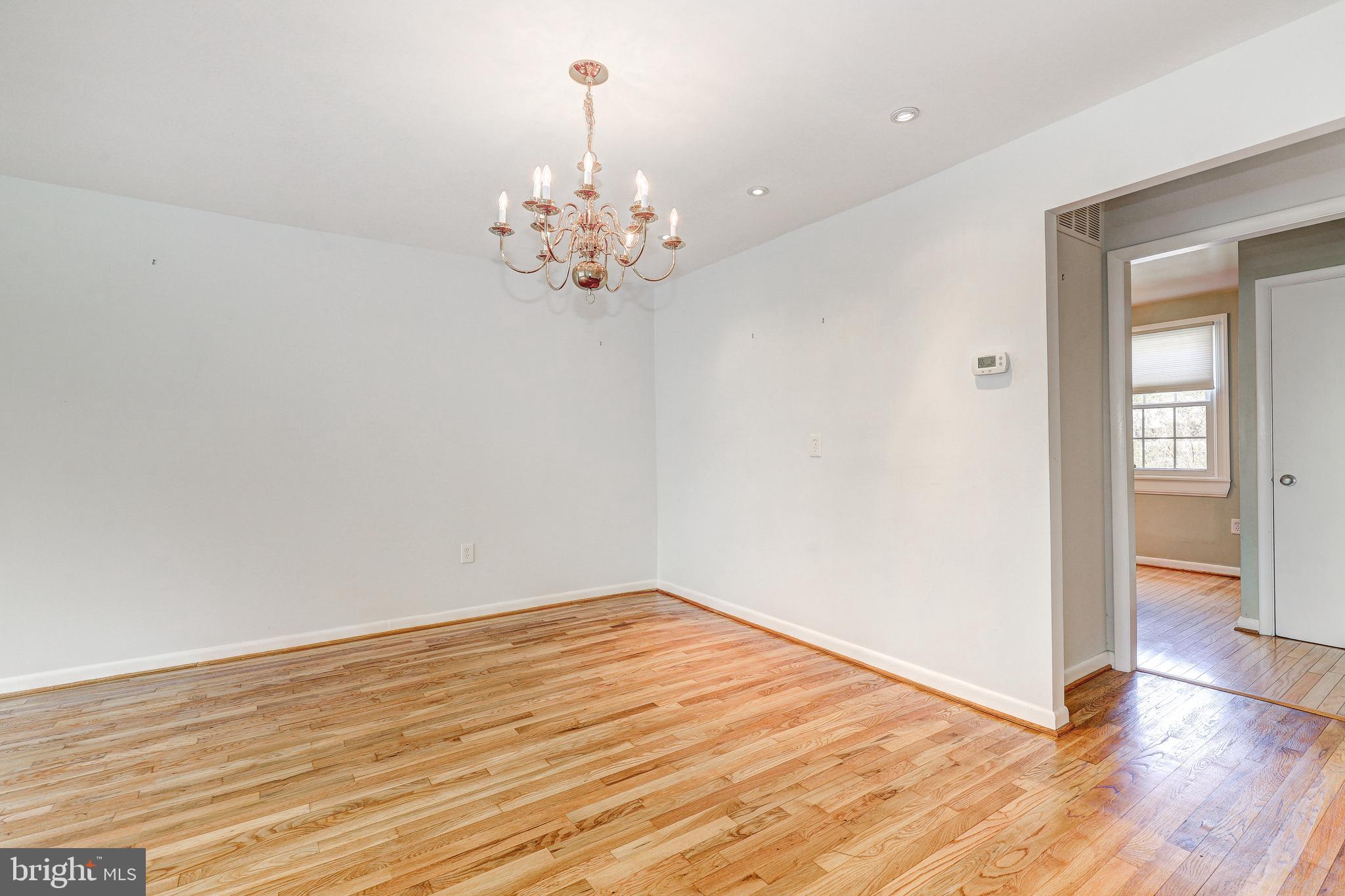 DULANEY TOWERS - Residential