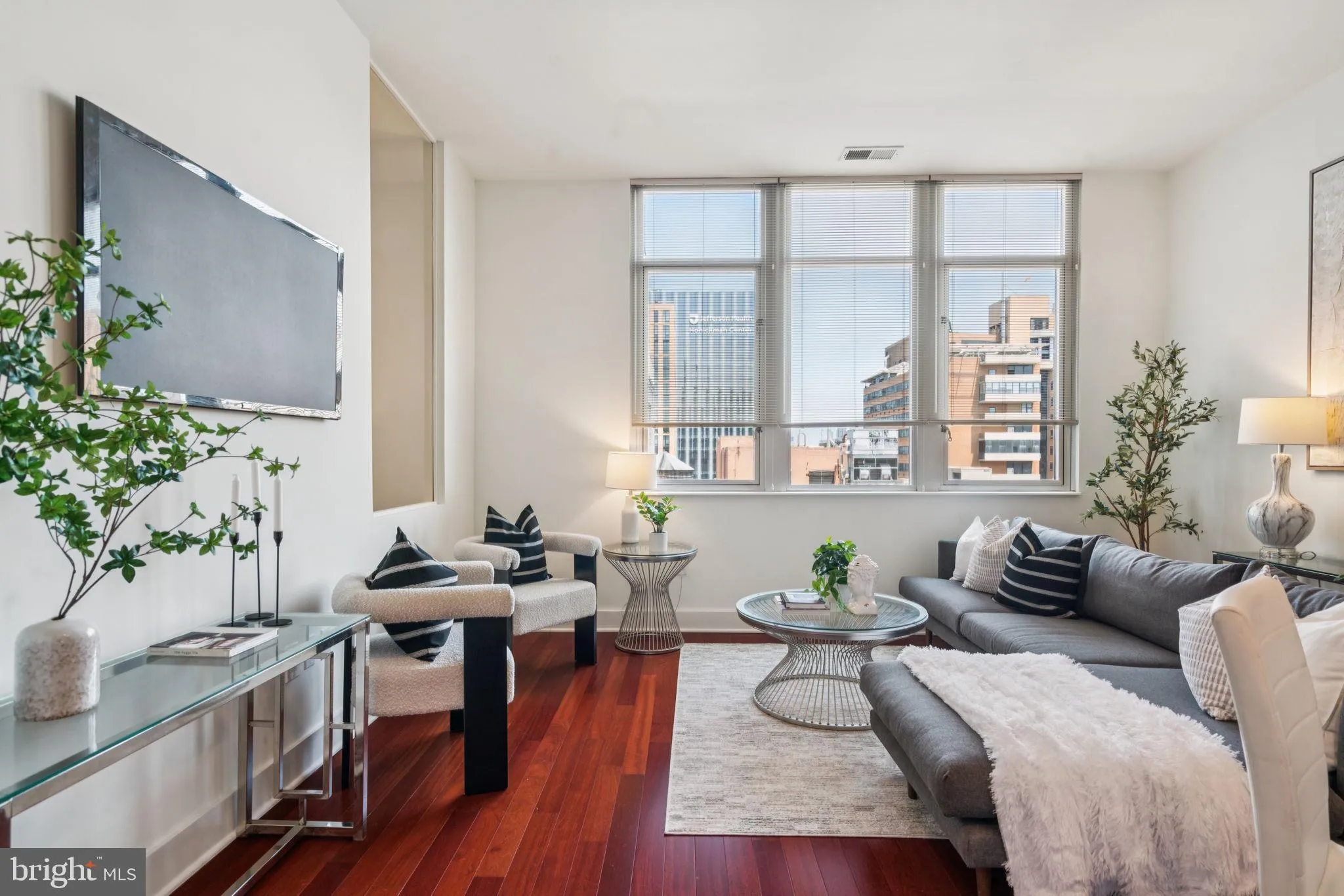 Philadelphia, Pennsylvania 19107, United States, 1 Bedroom Bedrooms, ,1 BathroomBathrooms,Residential,Active,145227