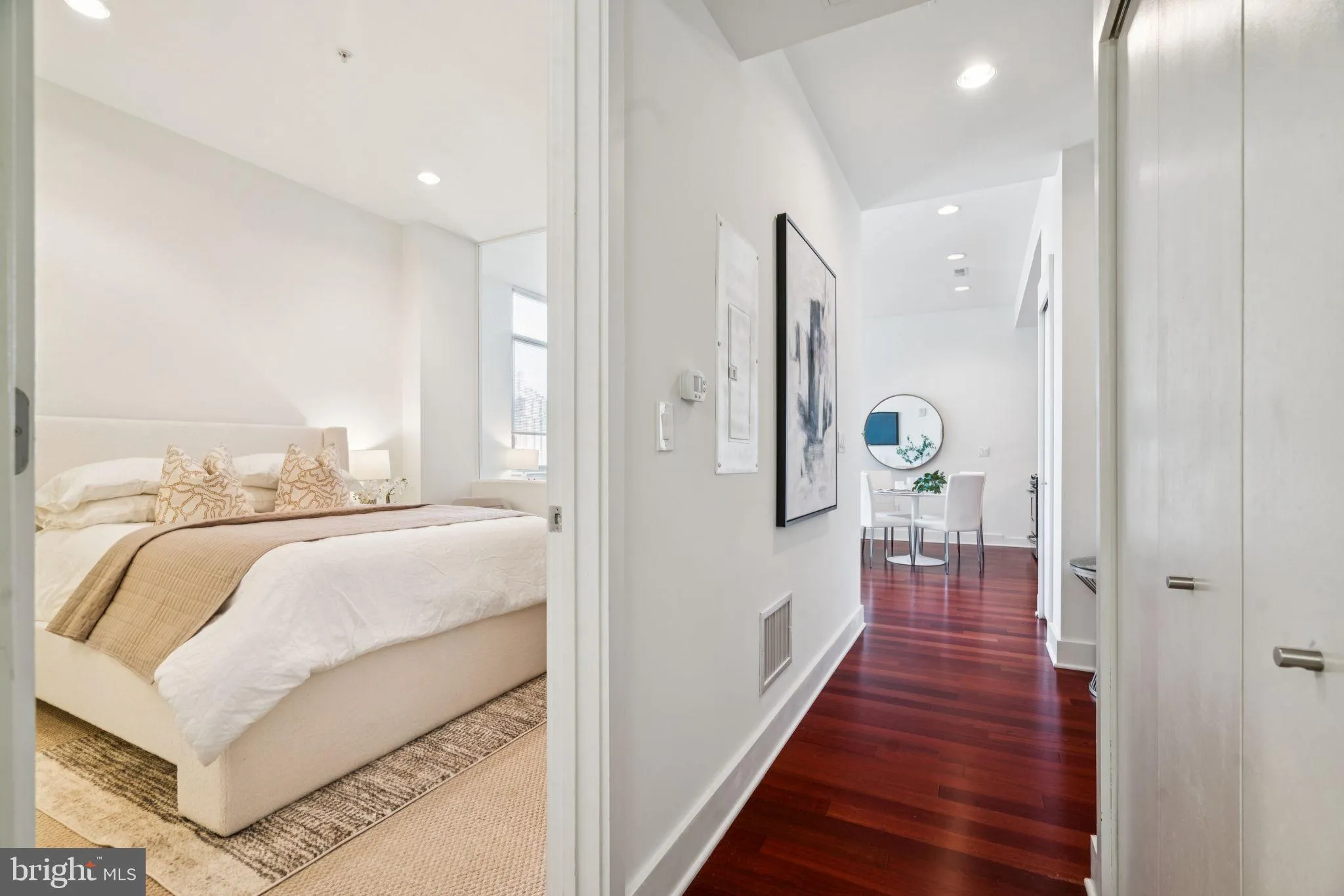 Philadelphia, Pennsylvania 19107, United States, 1 Bedroom Bedrooms, ,1 BathroomBathrooms,Residential,Active,145227