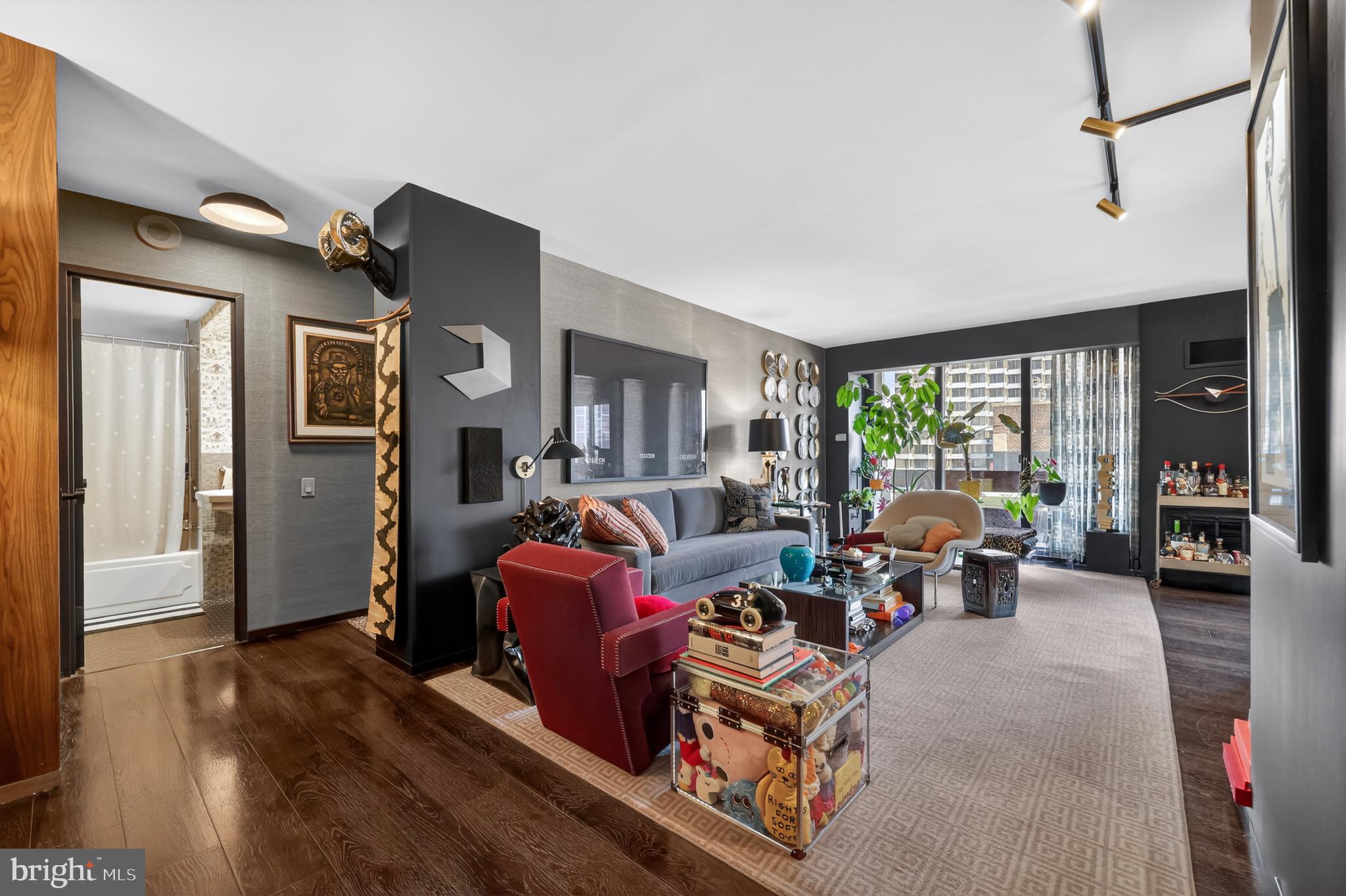 1326 SPRUCE STREET 42 1203