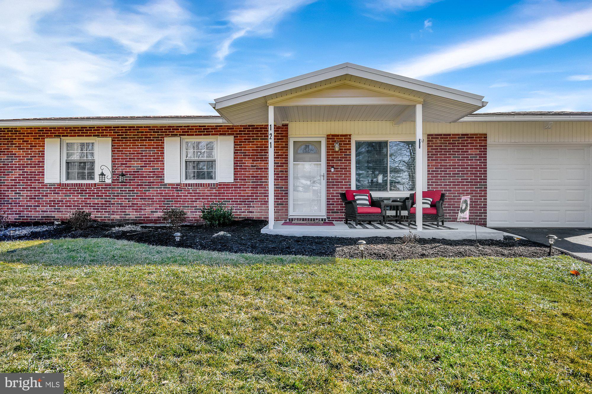 WAKEFIELD MEADOWS - Residential