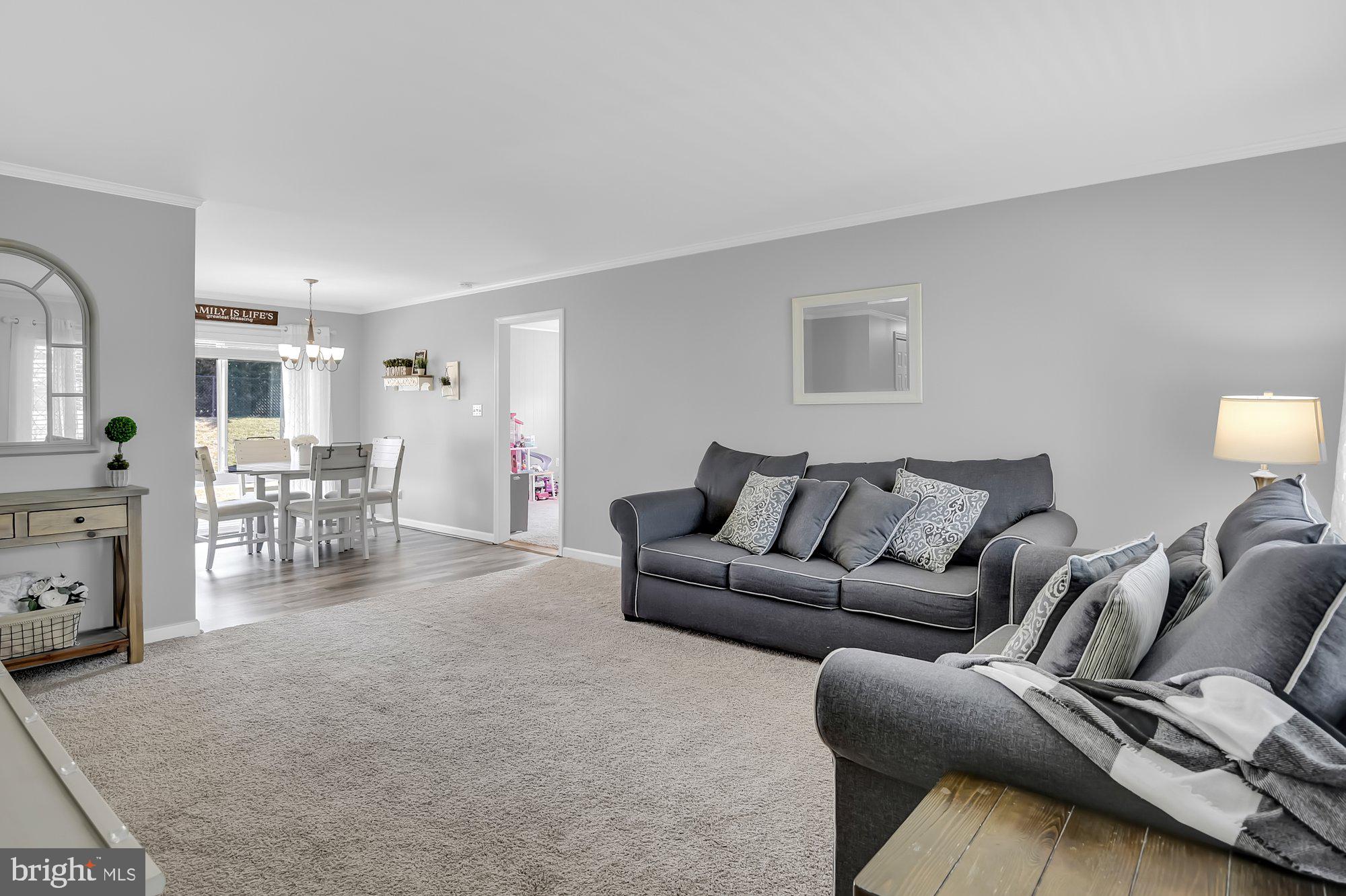 WAKEFIELD MEADOWS - Residential