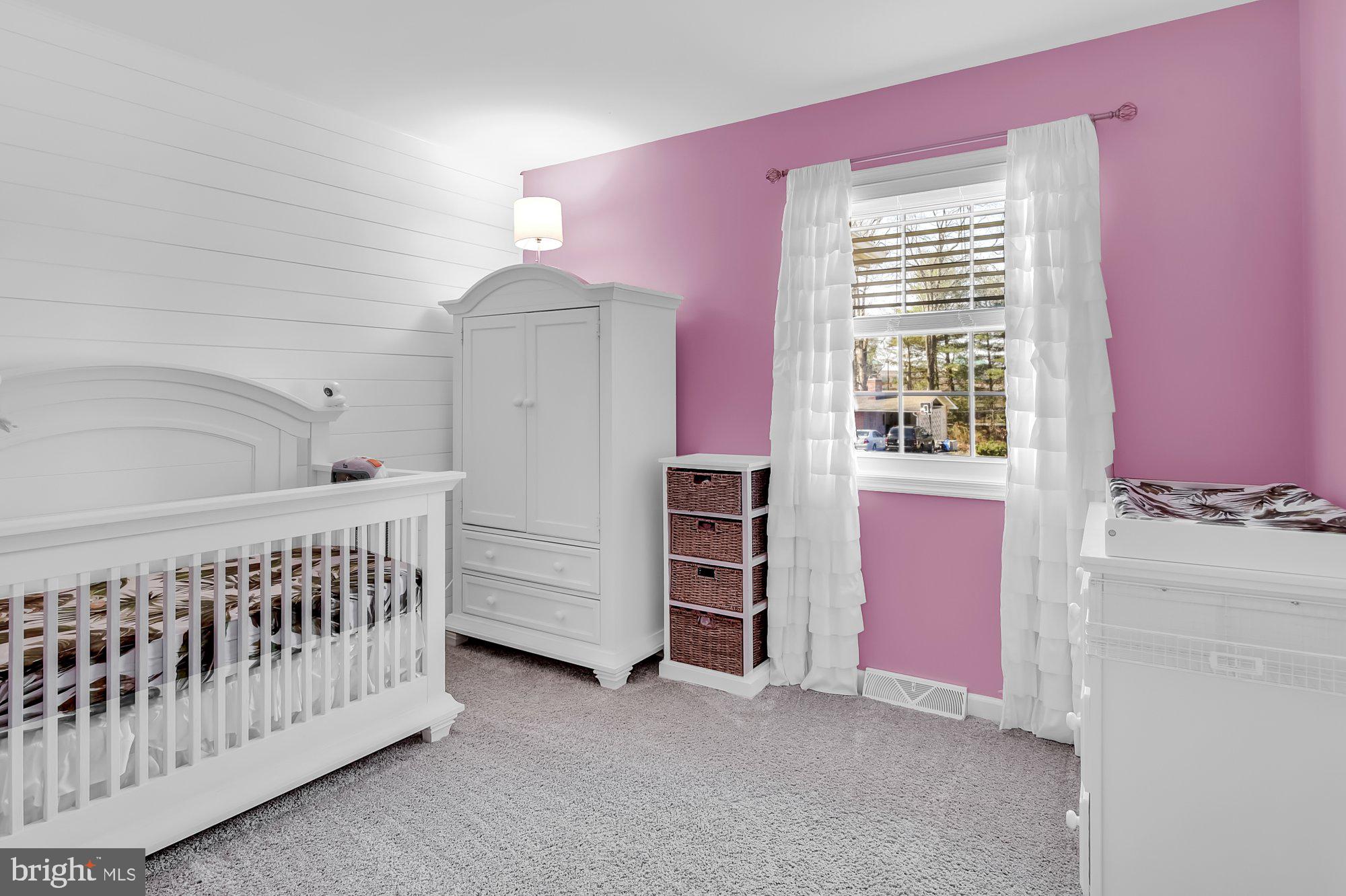 WAKEFIELD MEADOWS - Residential