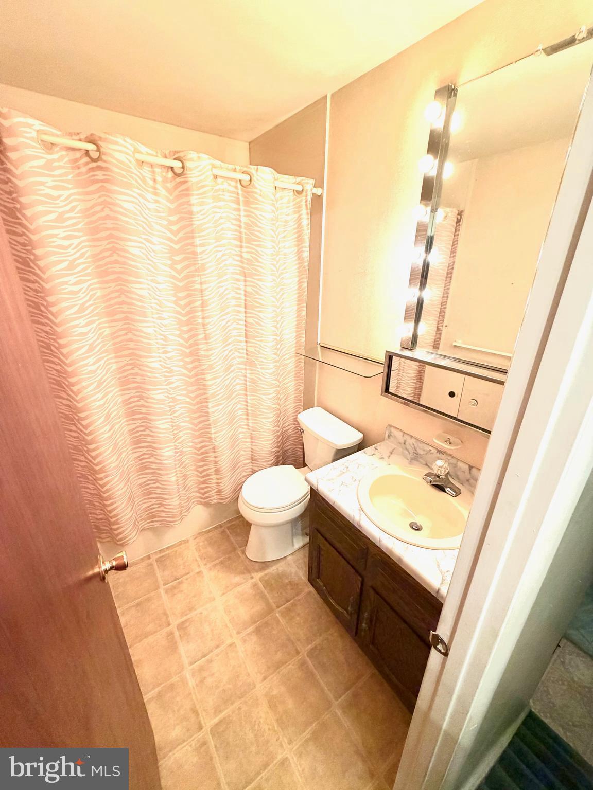 NESHAMINY VALLEY - Residential