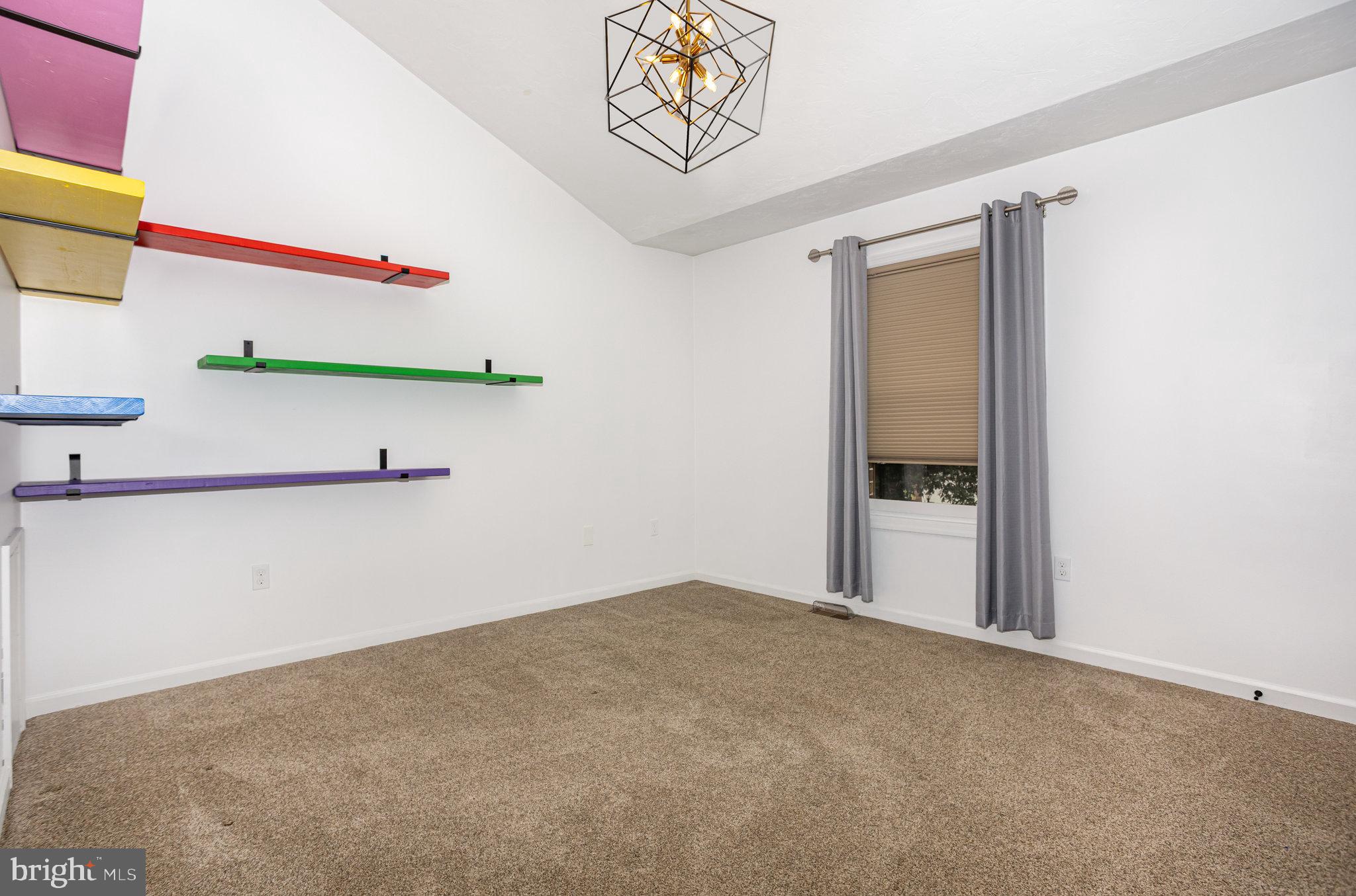 NORTHVIEW ACRES - Residential