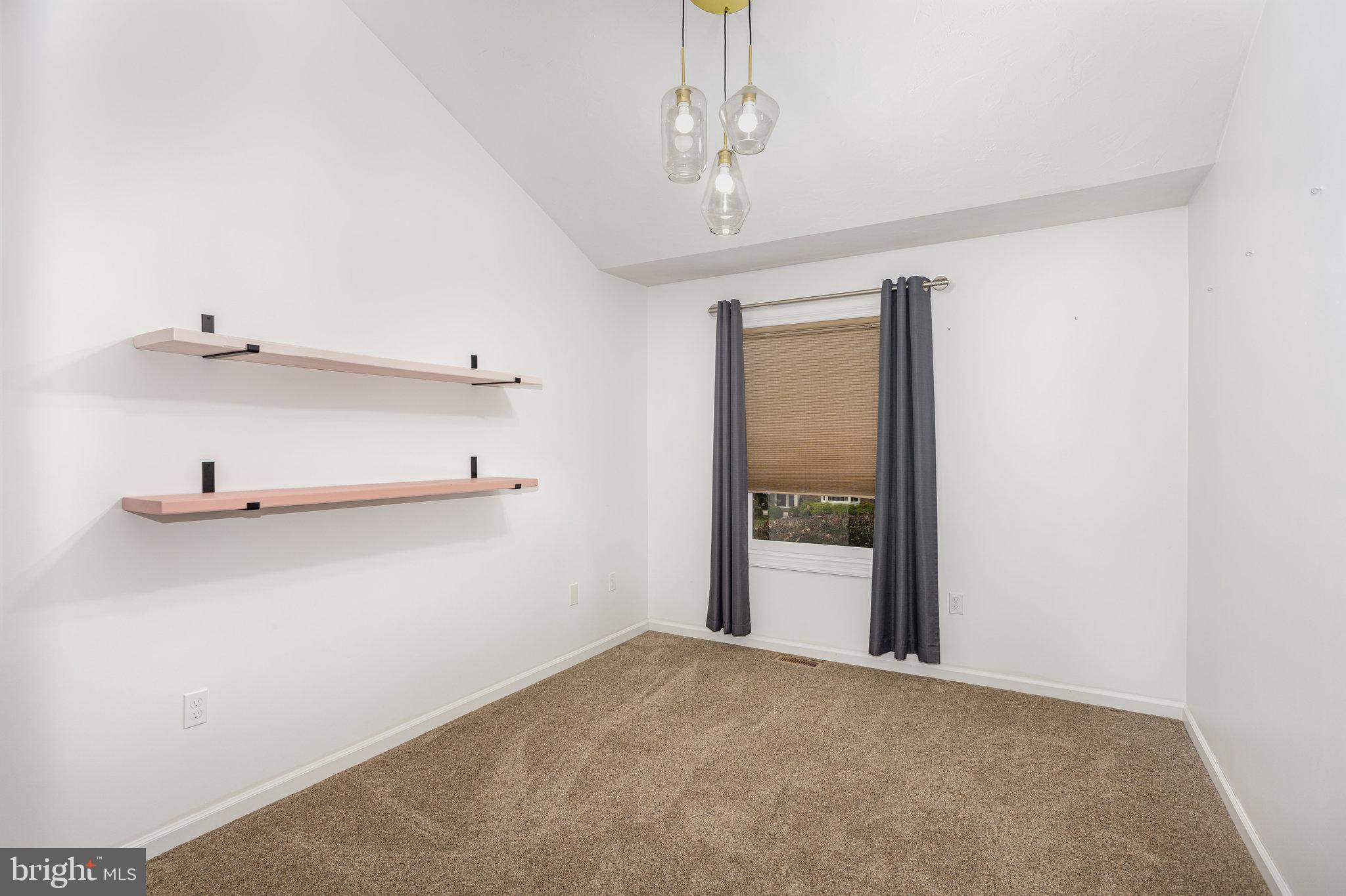 NORTHVIEW ACRES - Residential