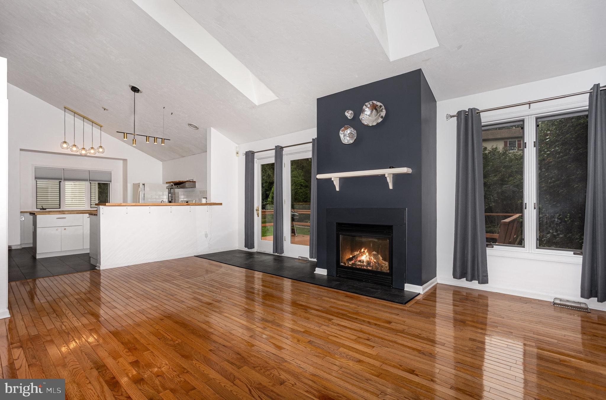 NORTHVIEW ACRES - Residential