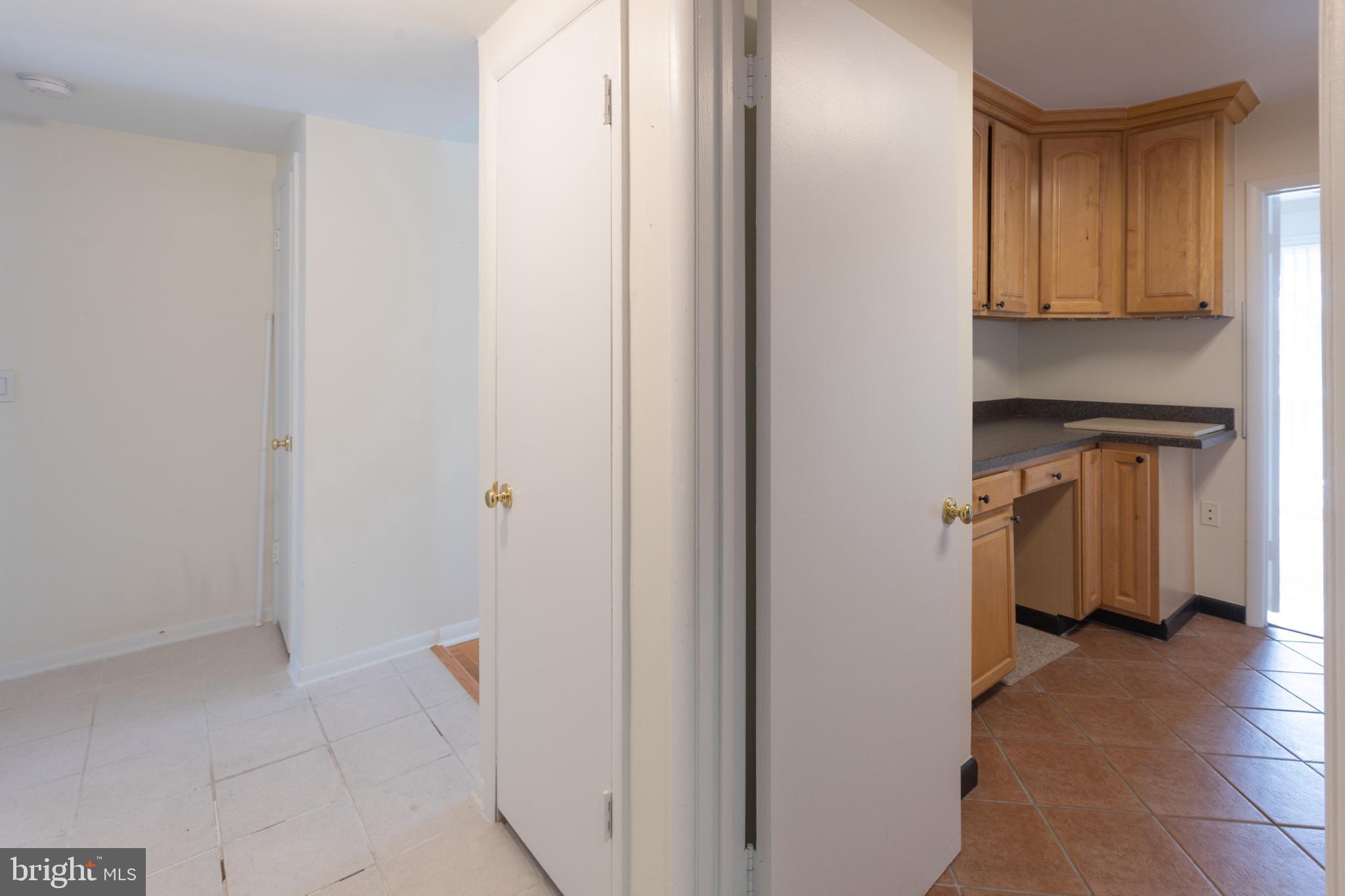 CROSS KEYS - Residential