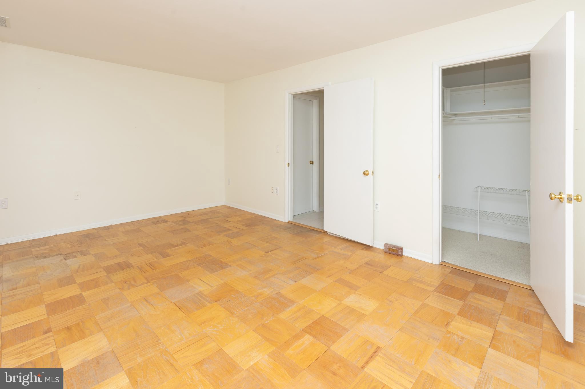 CROSS KEYS - Residential