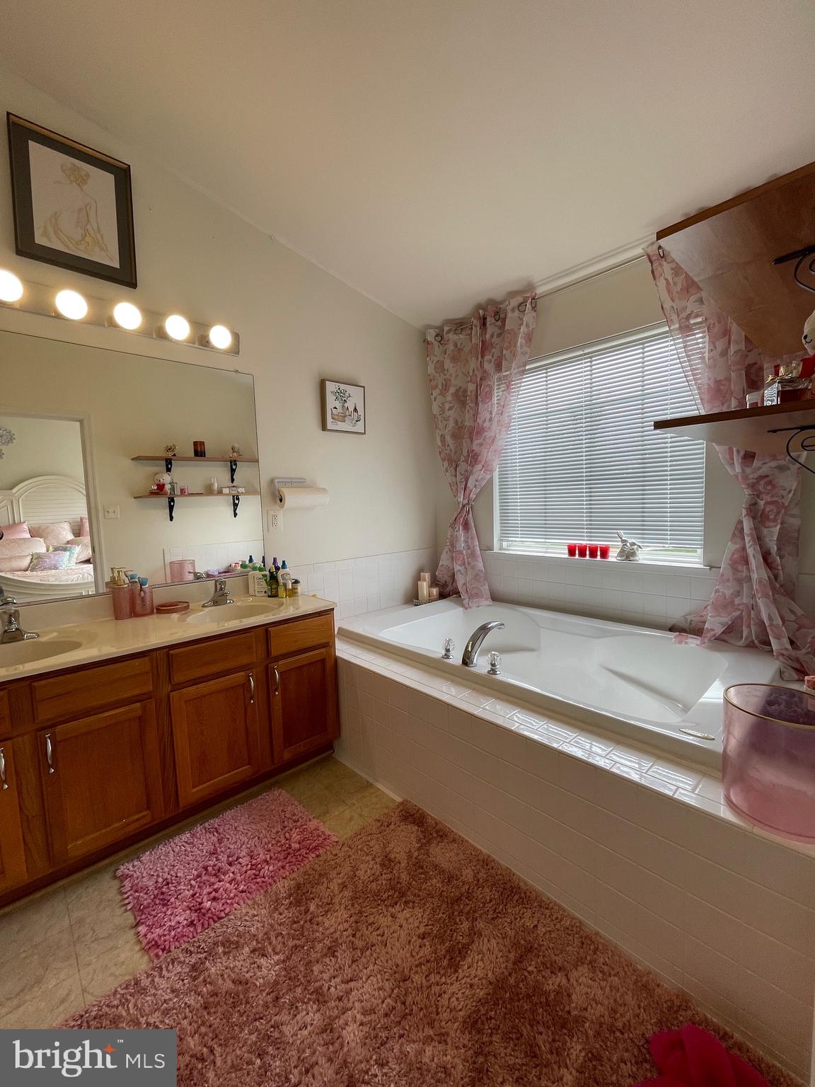 TAMARLANE - Residential Lease