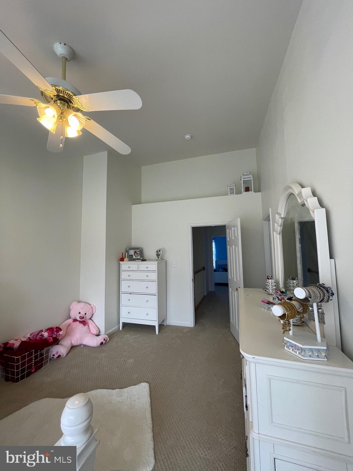 TAMARLANE - Residential Lease