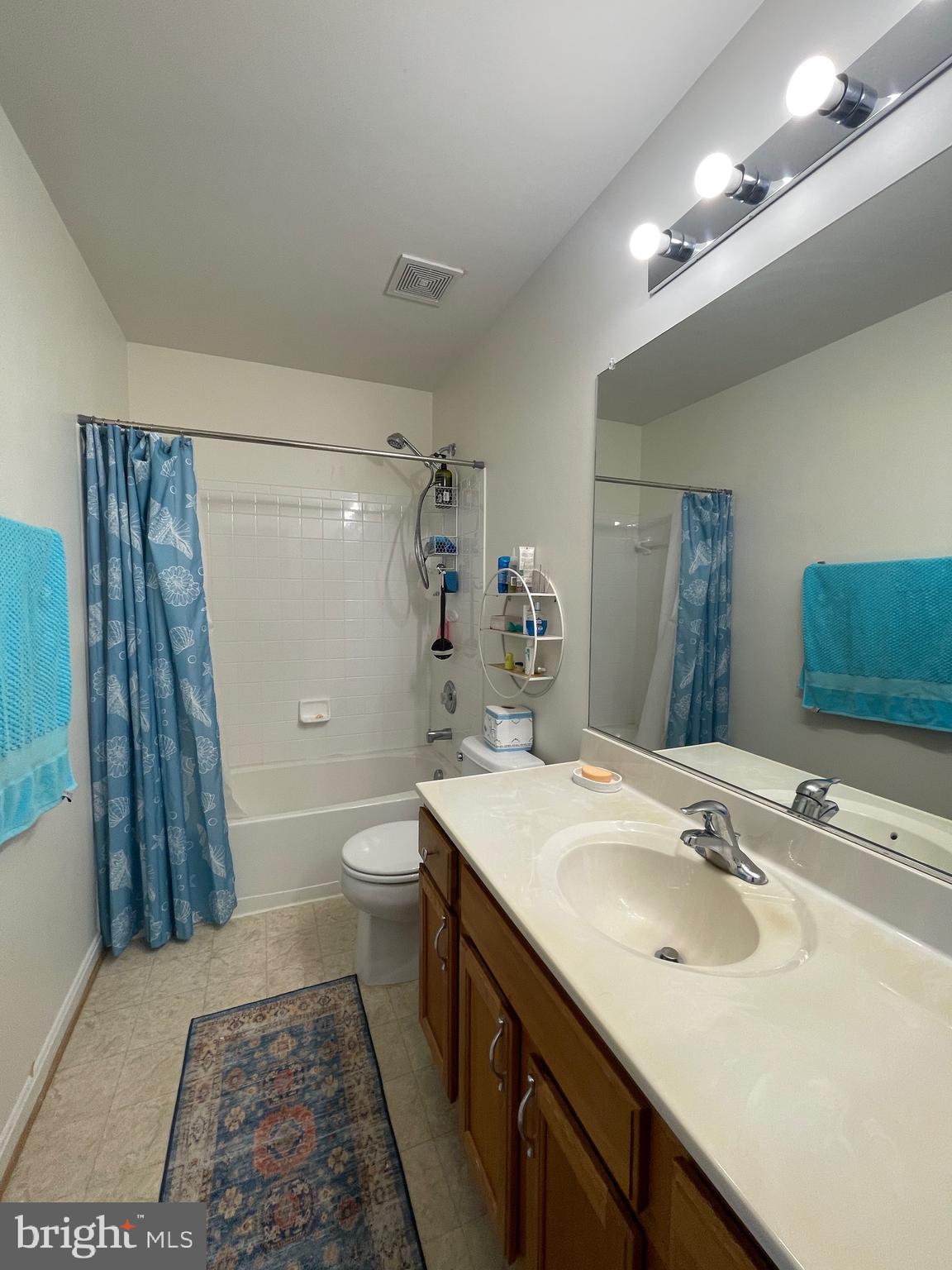 TAMARLANE - Residential Lease