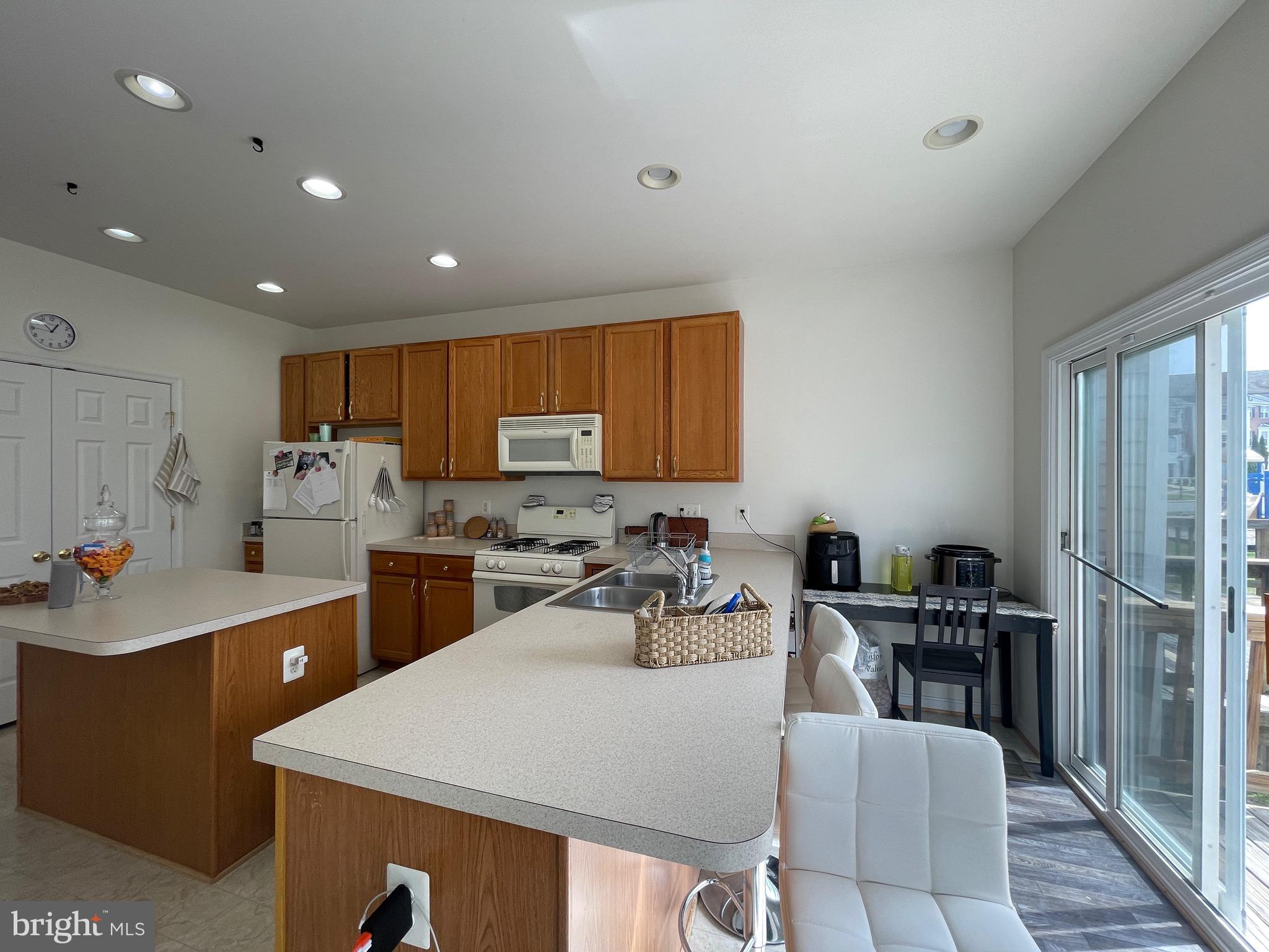 TAMARLANE - Residential Lease