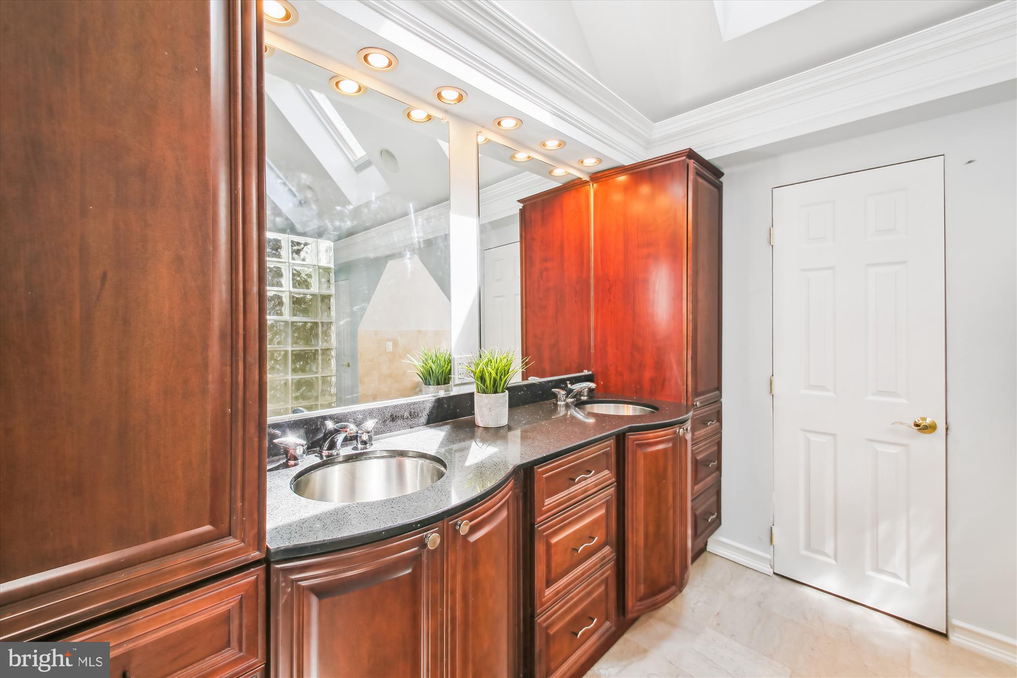 HAWKINS COVE - Residential