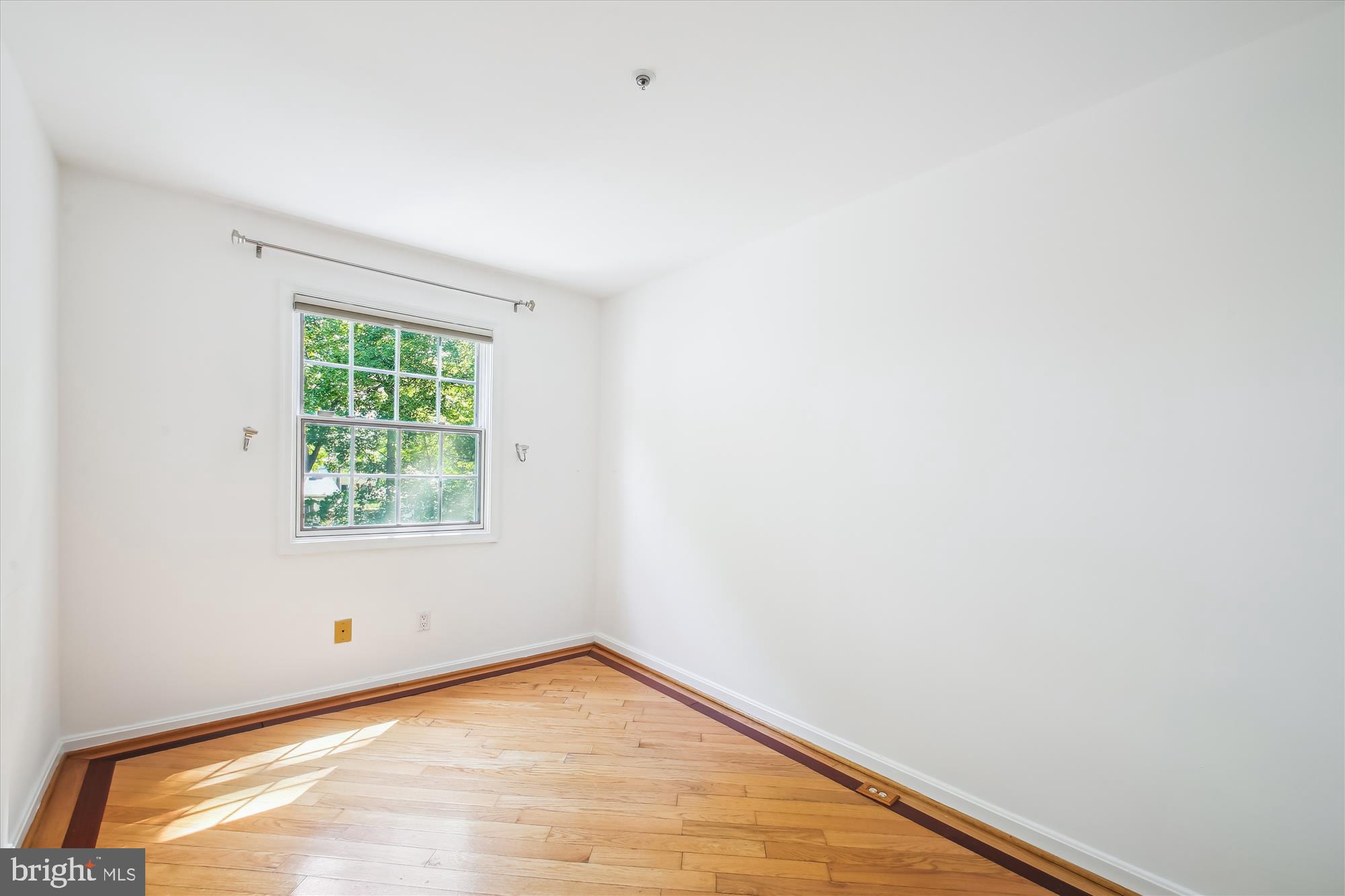 HAWKINS COVE - Residential