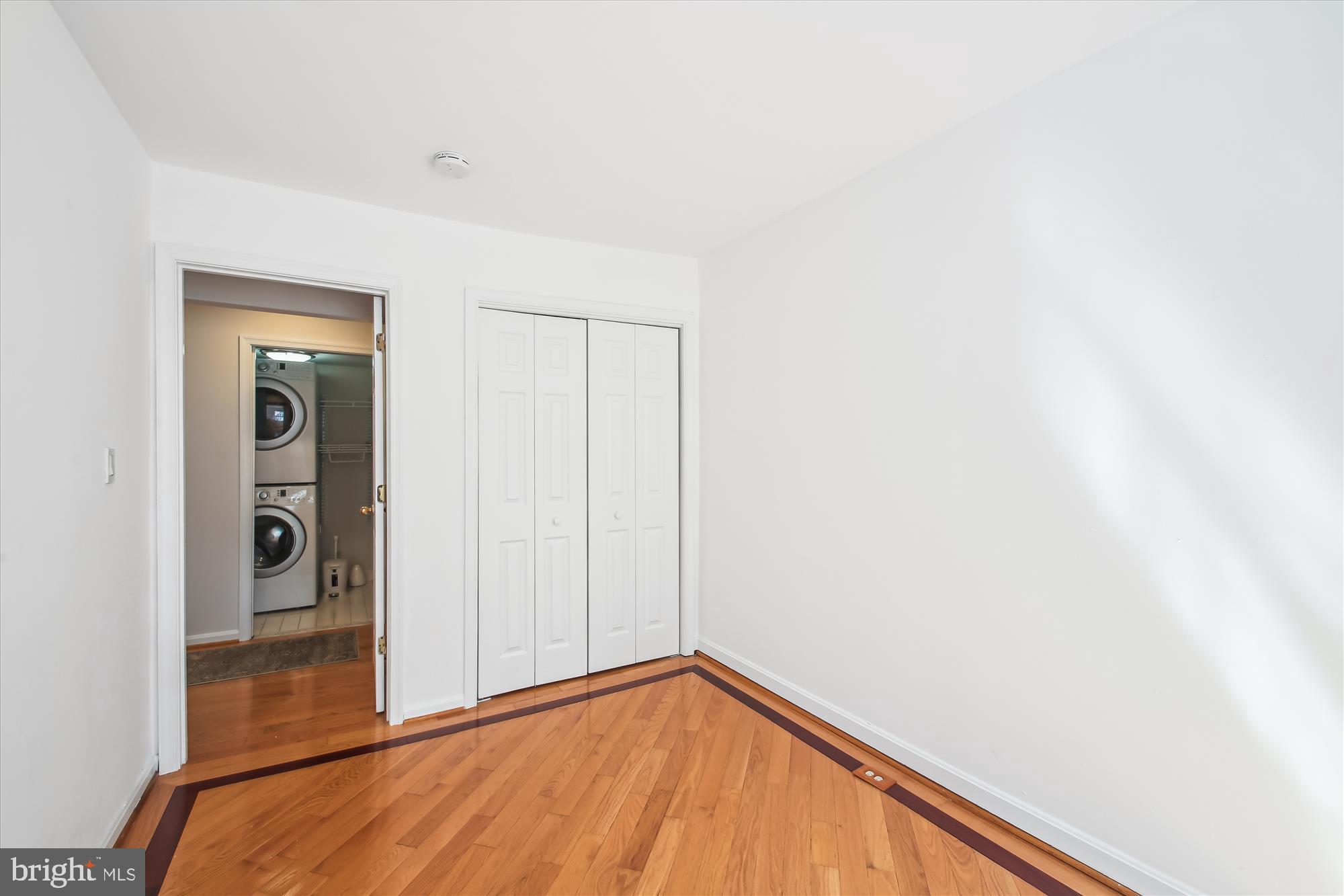 HAWKINS COVE - Residential