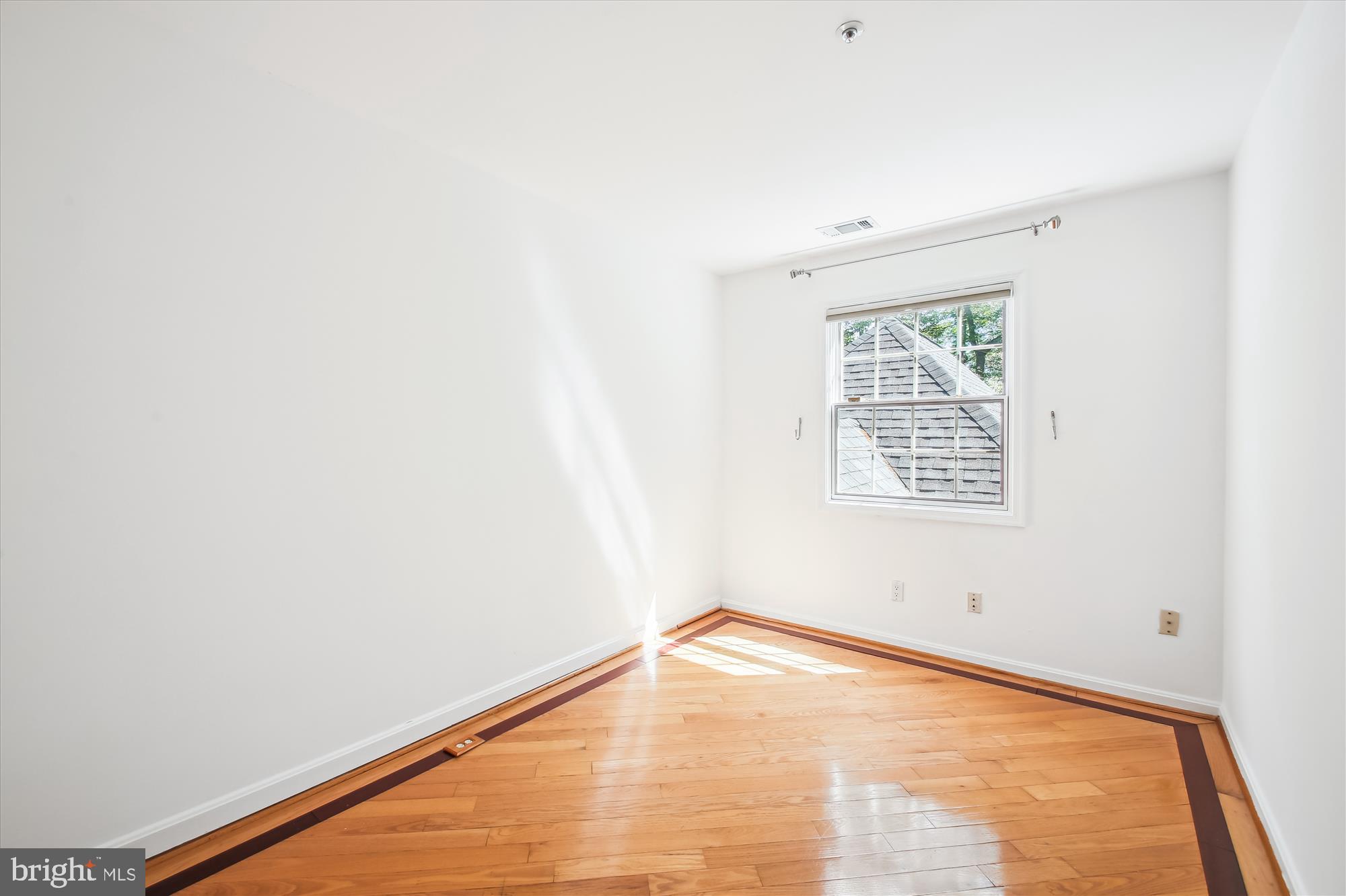HAWKINS COVE - Residential