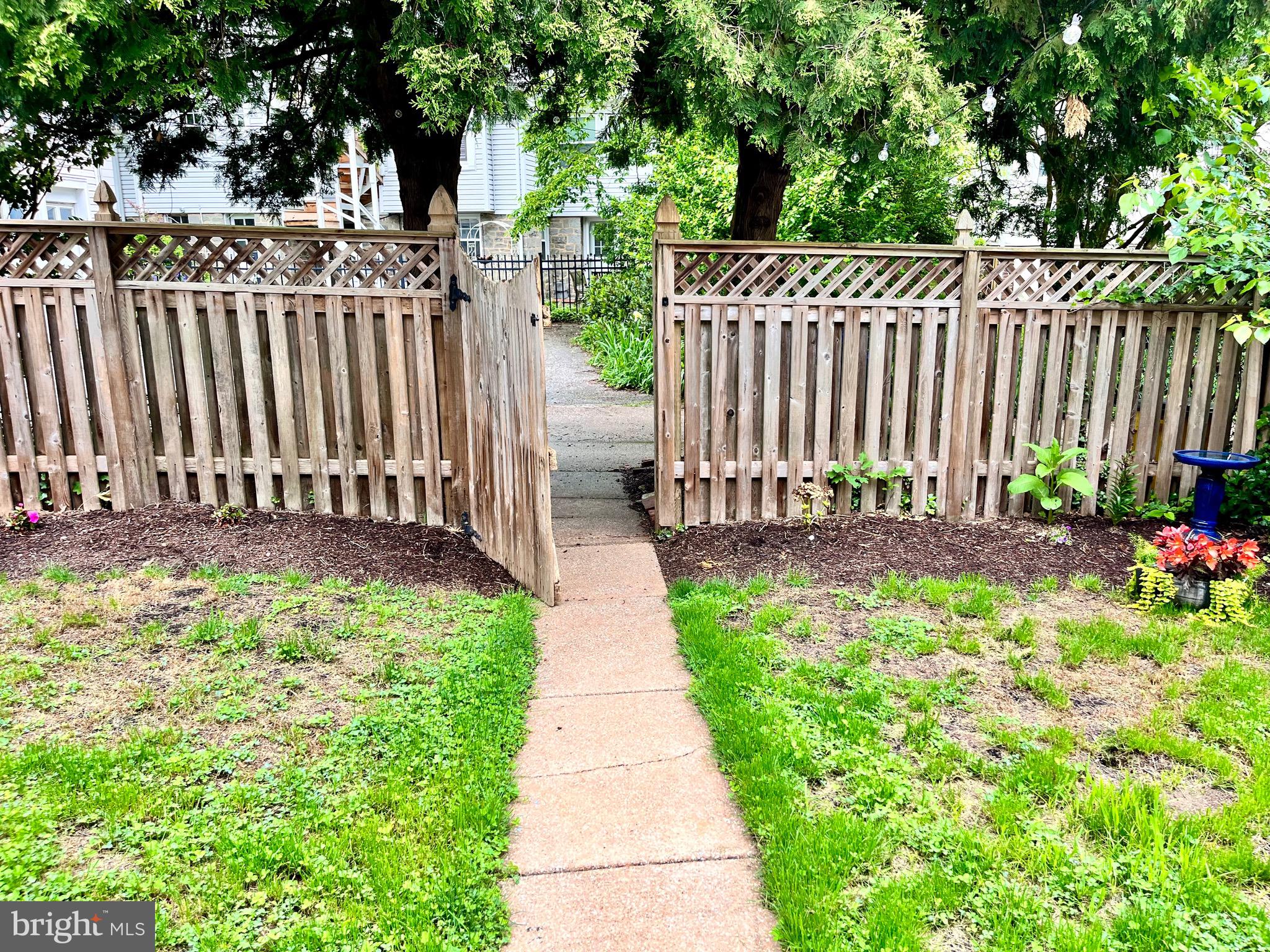 LAKE EVESHAM HISTORIC DISTRICT - Residential