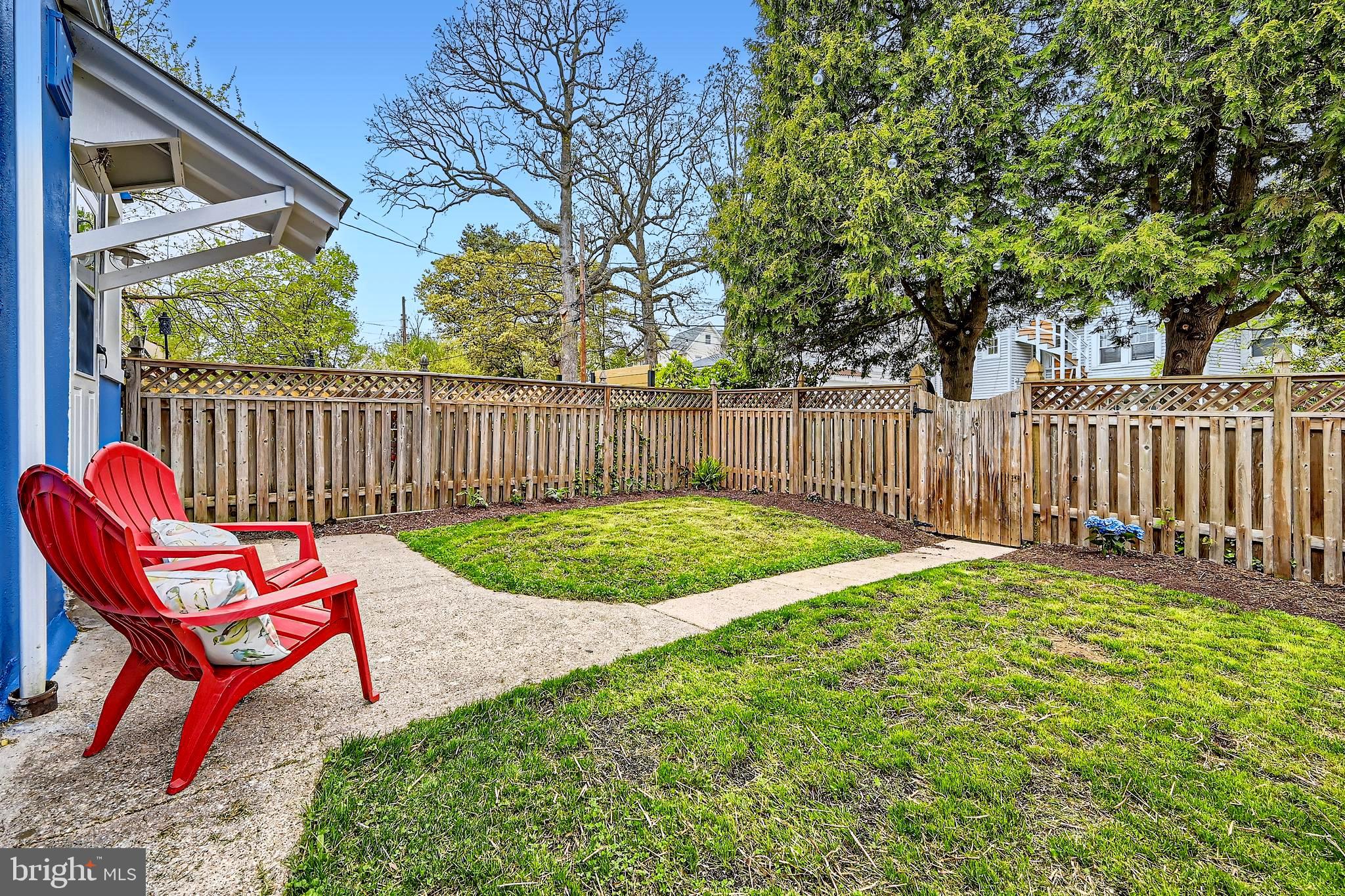 LAKE EVESHAM HISTORIC DISTRICT - Residential