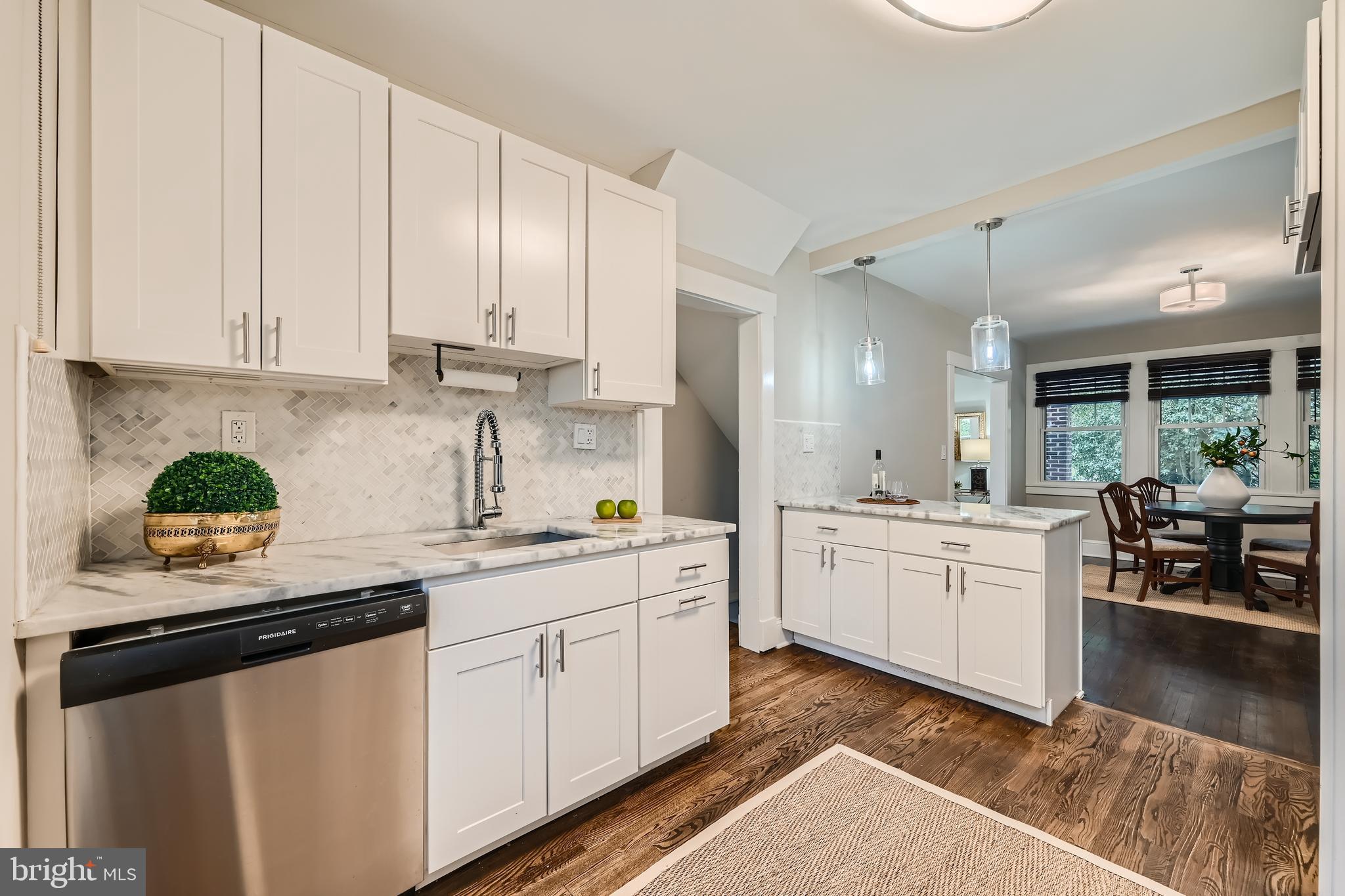 LAKE EVESHAM HISTORIC DISTRICT - Residential