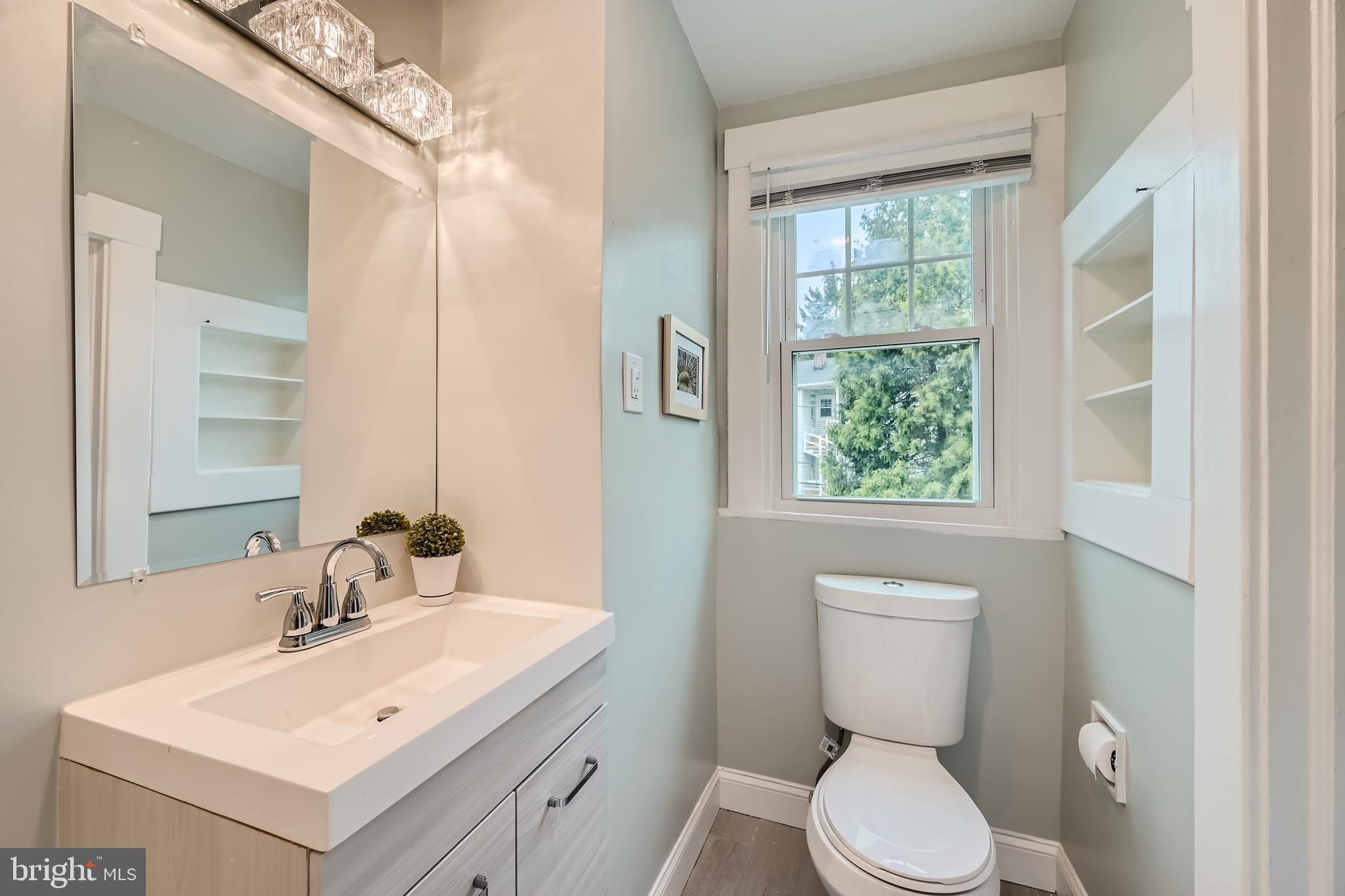 LAKE EVESHAM HISTORIC DISTRICT - Residential