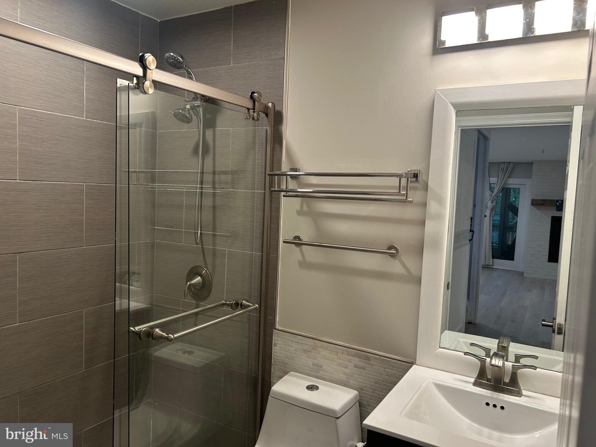 CLOPPERS MILL WEST - Residential Lease