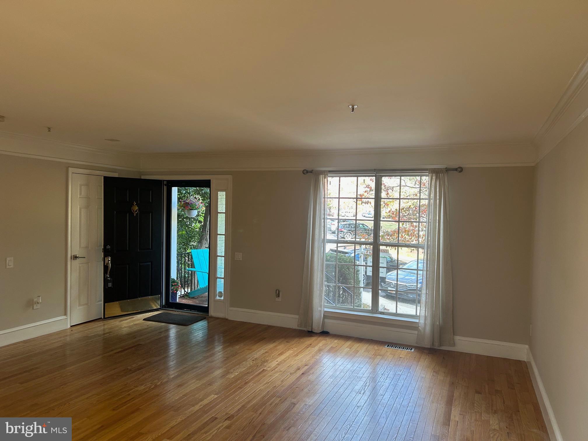 CLOPPERS MILL WEST - Residential Lease