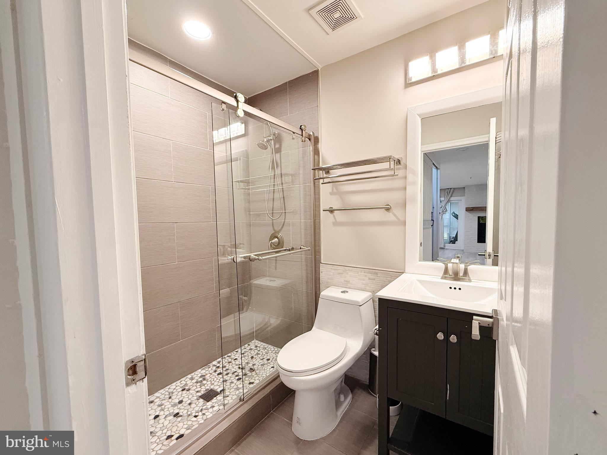 CLOPPERS MILL WEST - Residential Lease