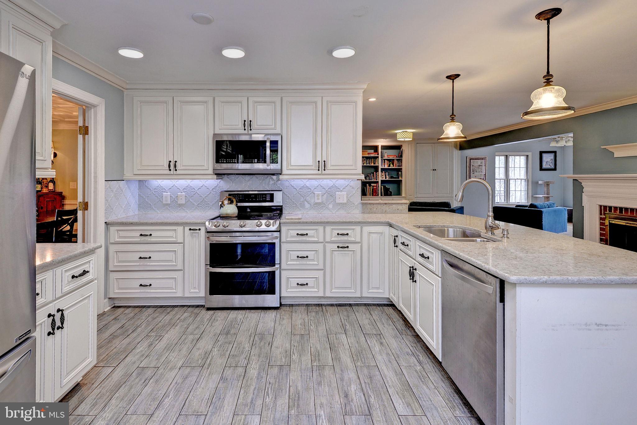 FORD'S COLONY - Residential