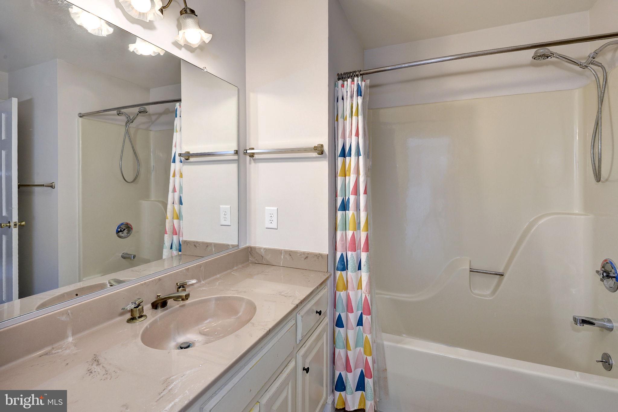 FORD'S COLONY - Residential