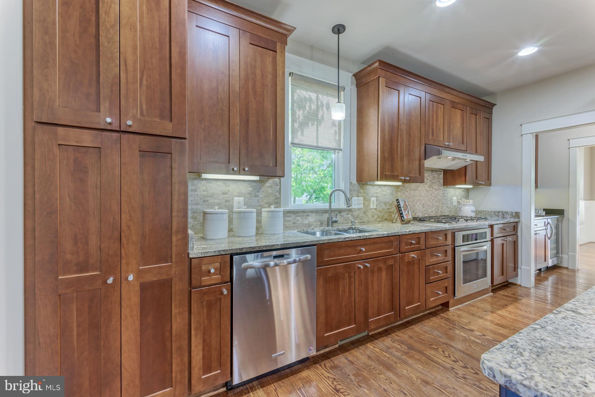 ROSEMONT - Residential